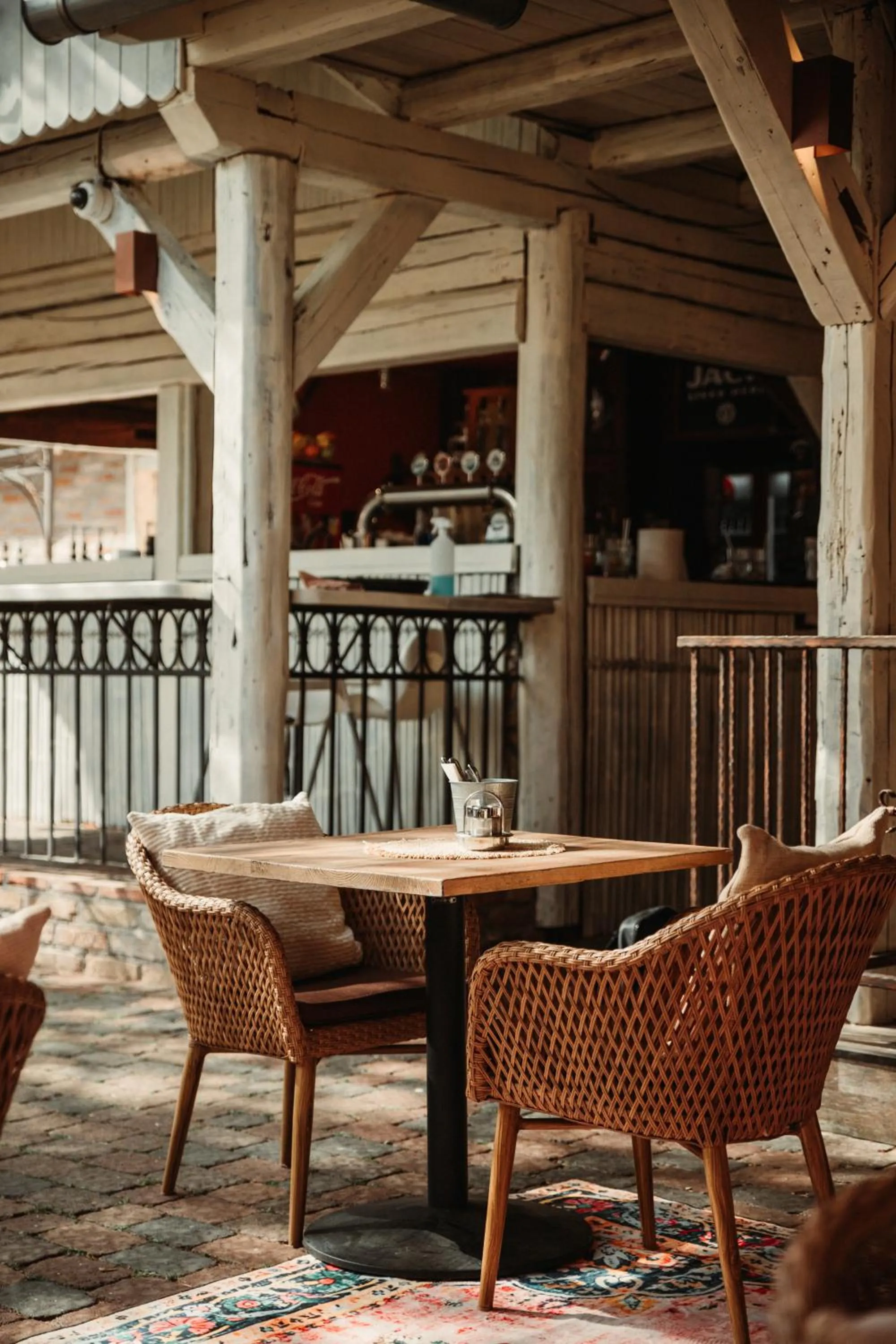 Restaurant/places to eat in Hotel La Riva