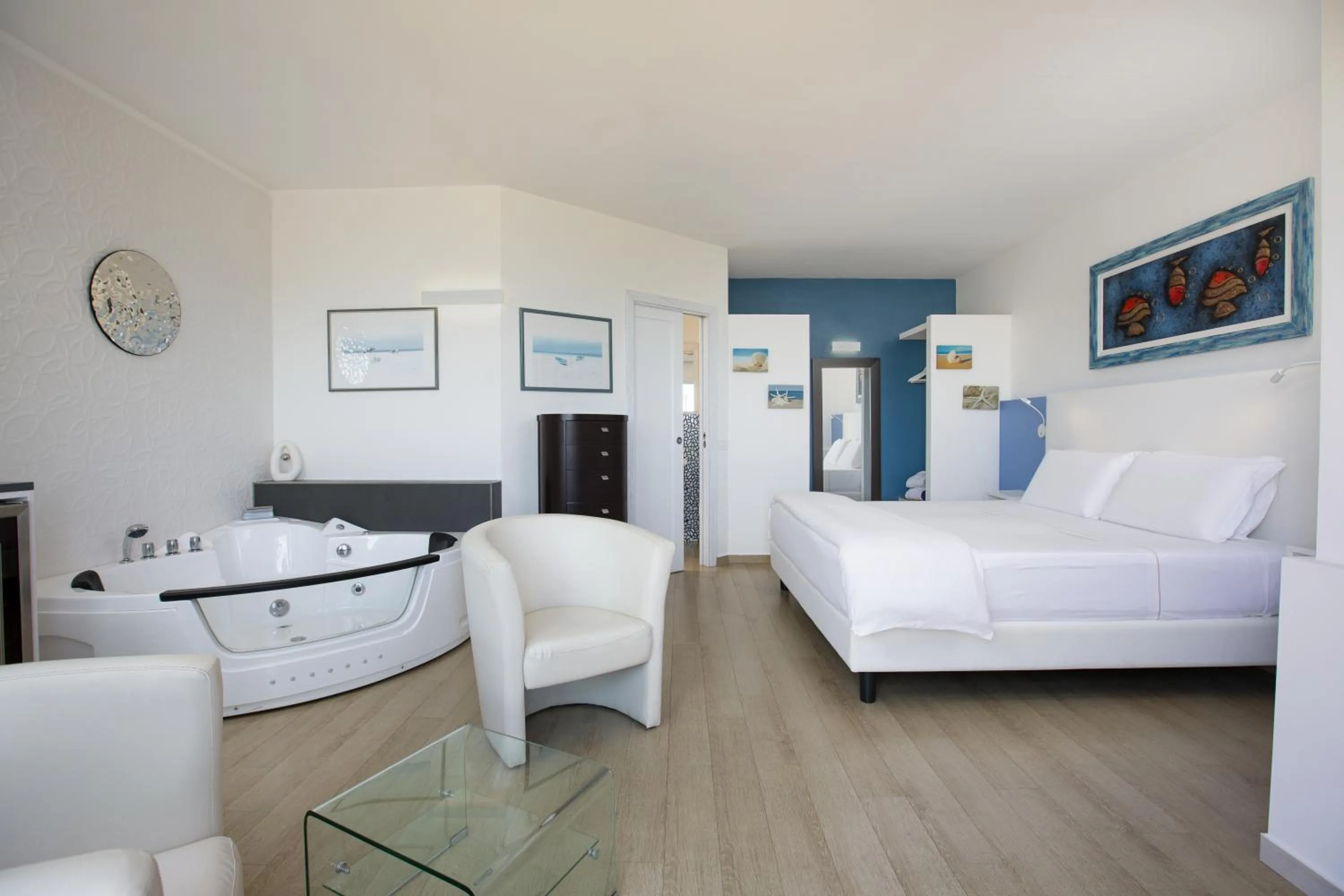 Photo of the whole room, Bed in Bajaloglia Resort