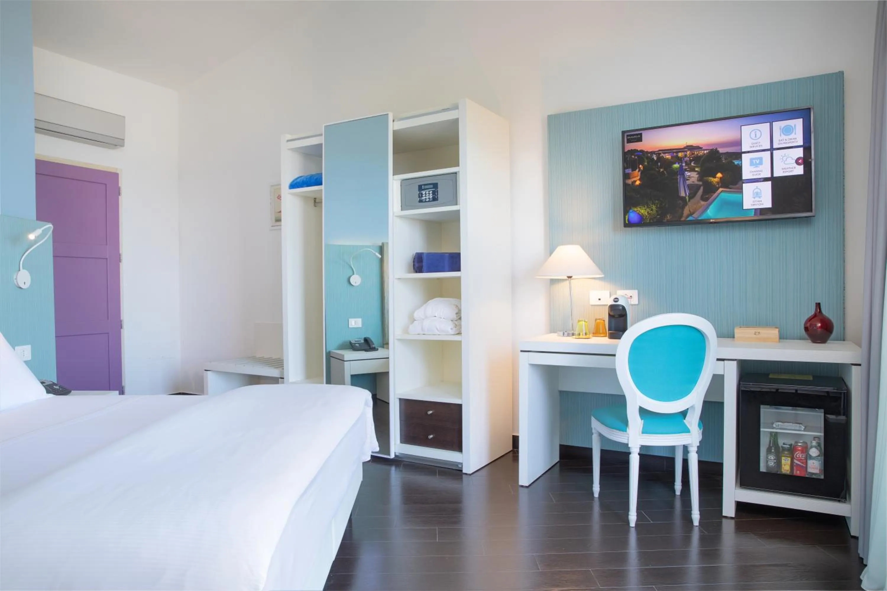 Photo of the whole room, Bed in Bajaloglia Resort