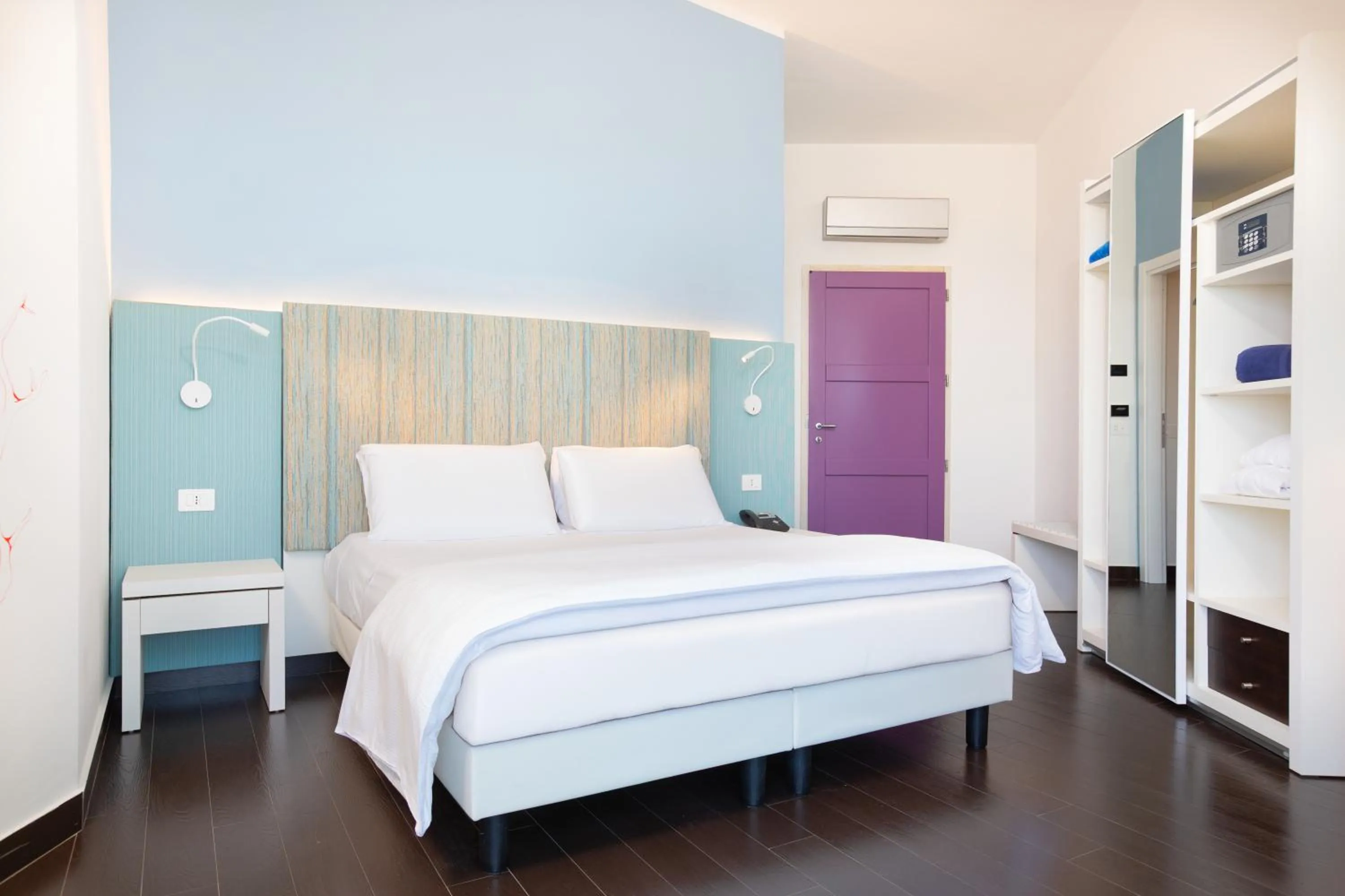 Photo of the whole room, Bed in Bajaloglia Resort