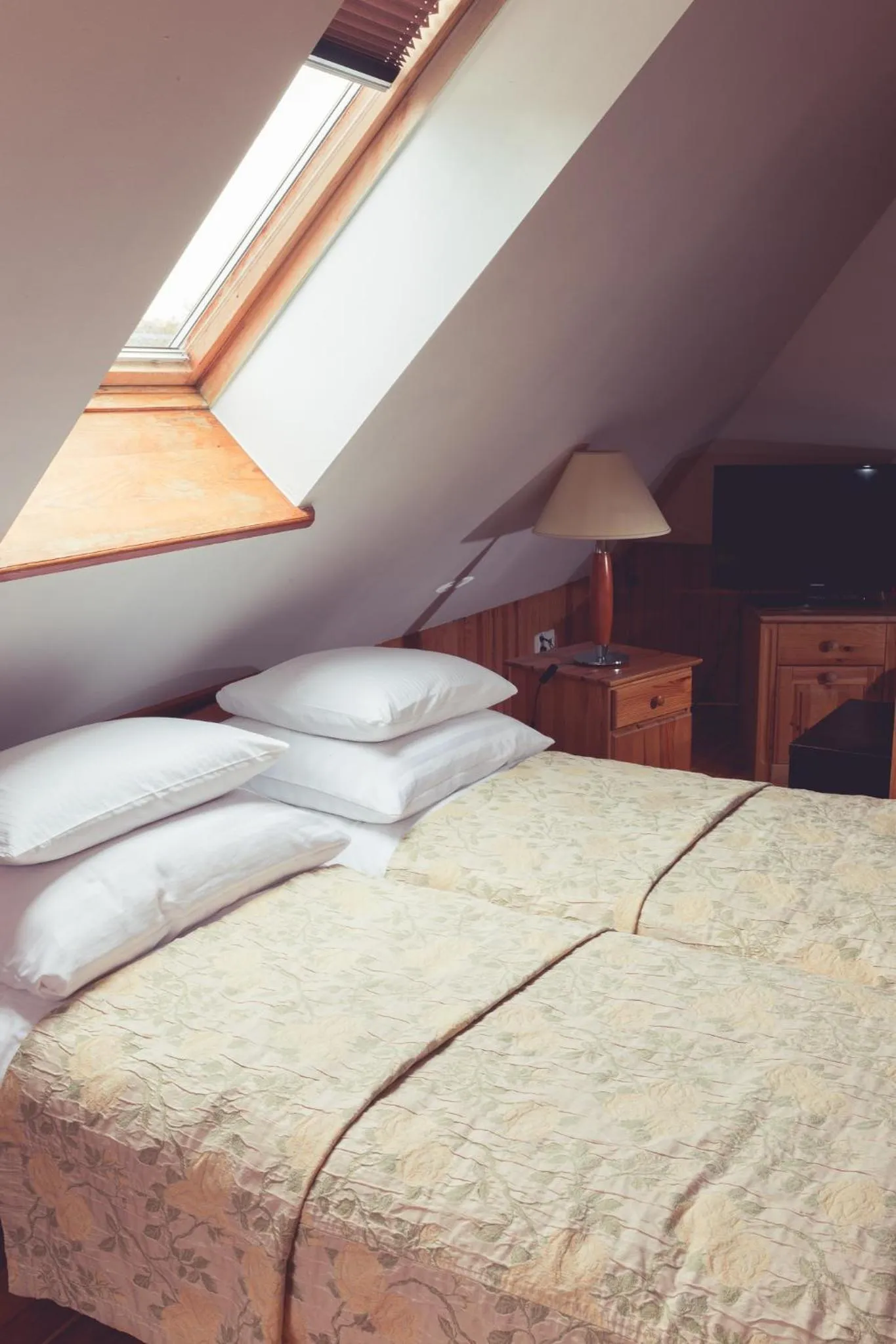 Bed in Kamienica Sporting