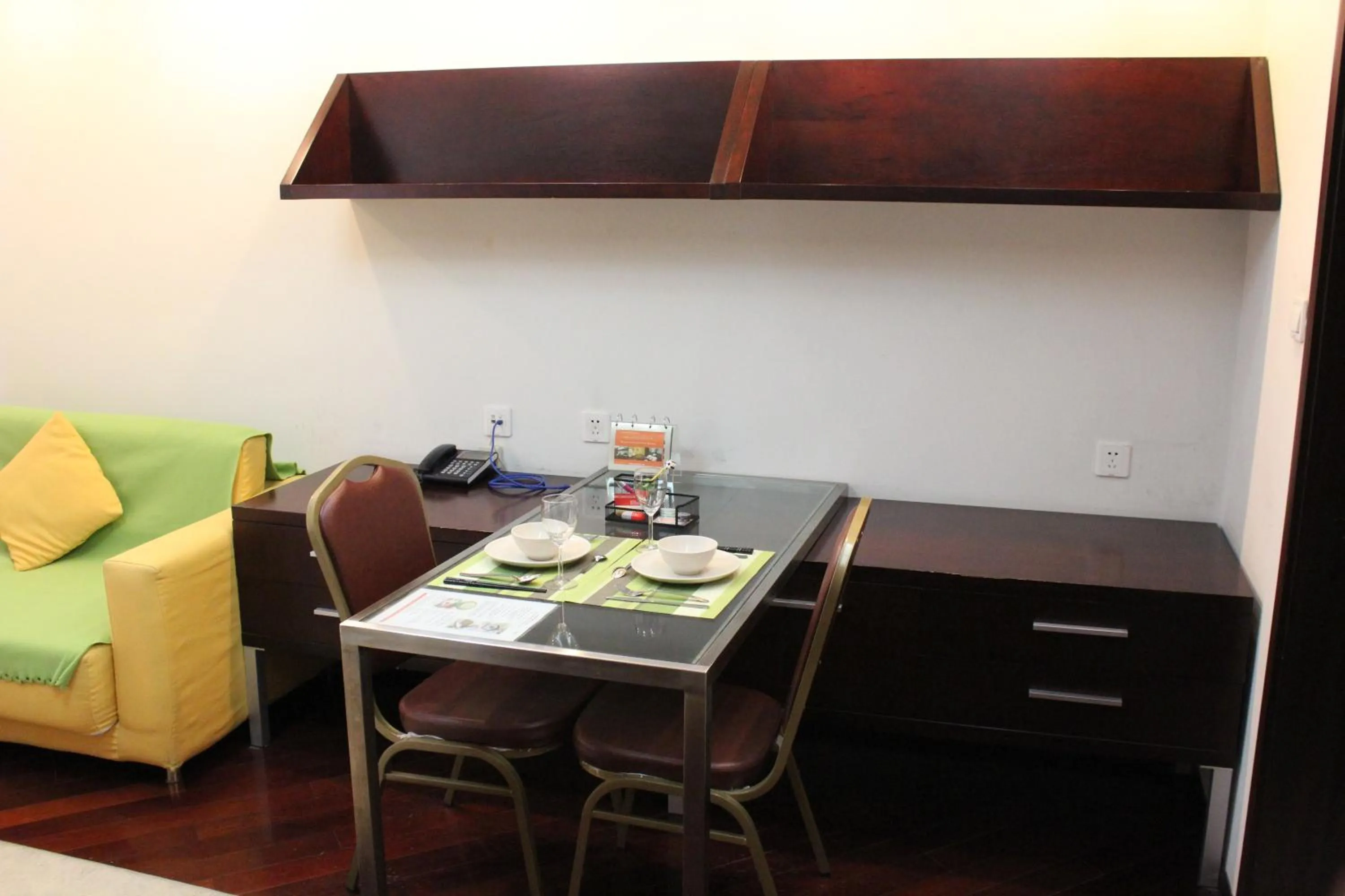 Dining area in Shanghai Cosmo World Union Service Apartment