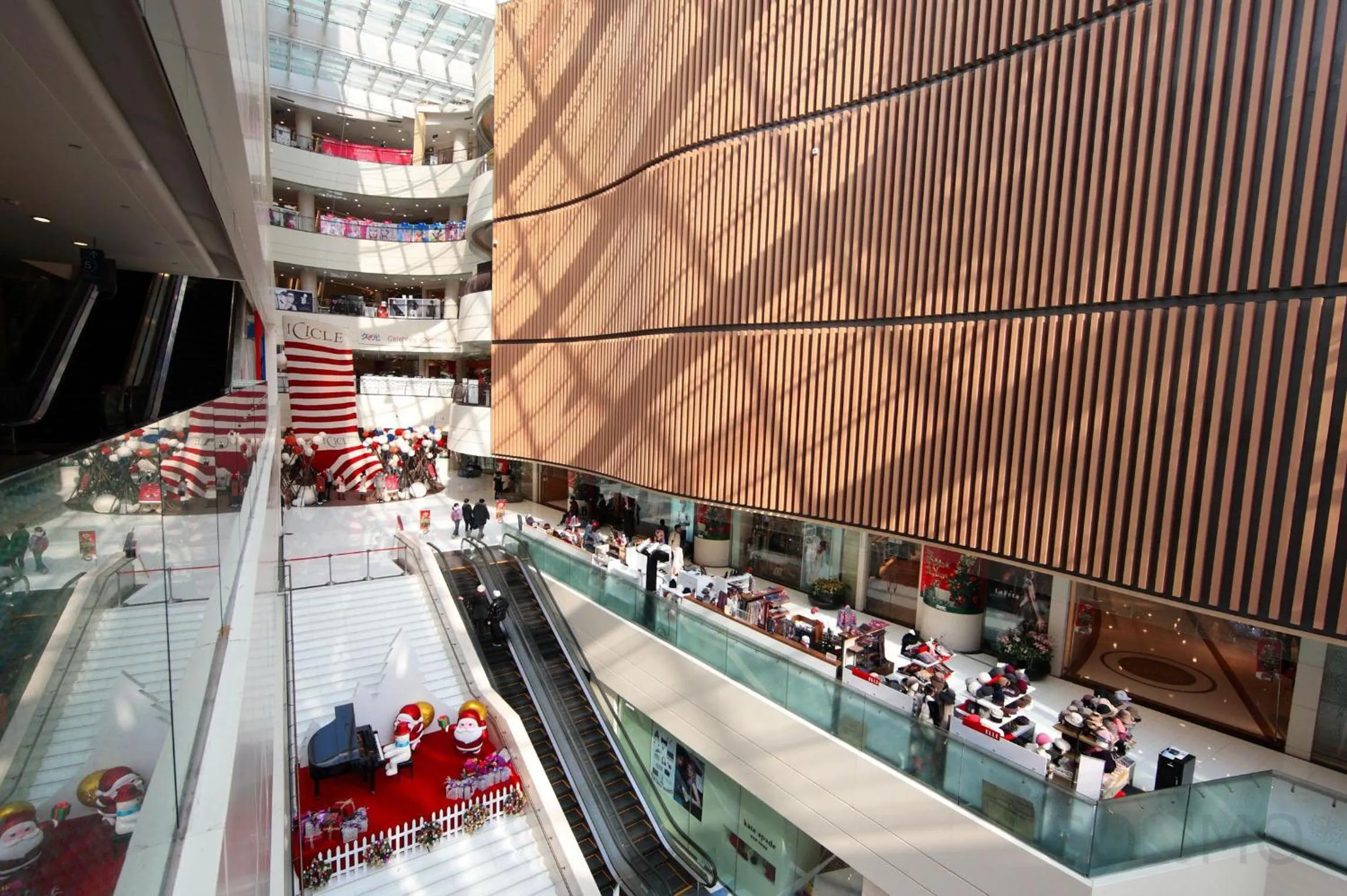 Shanghai Cosmo World Union Service Apartment