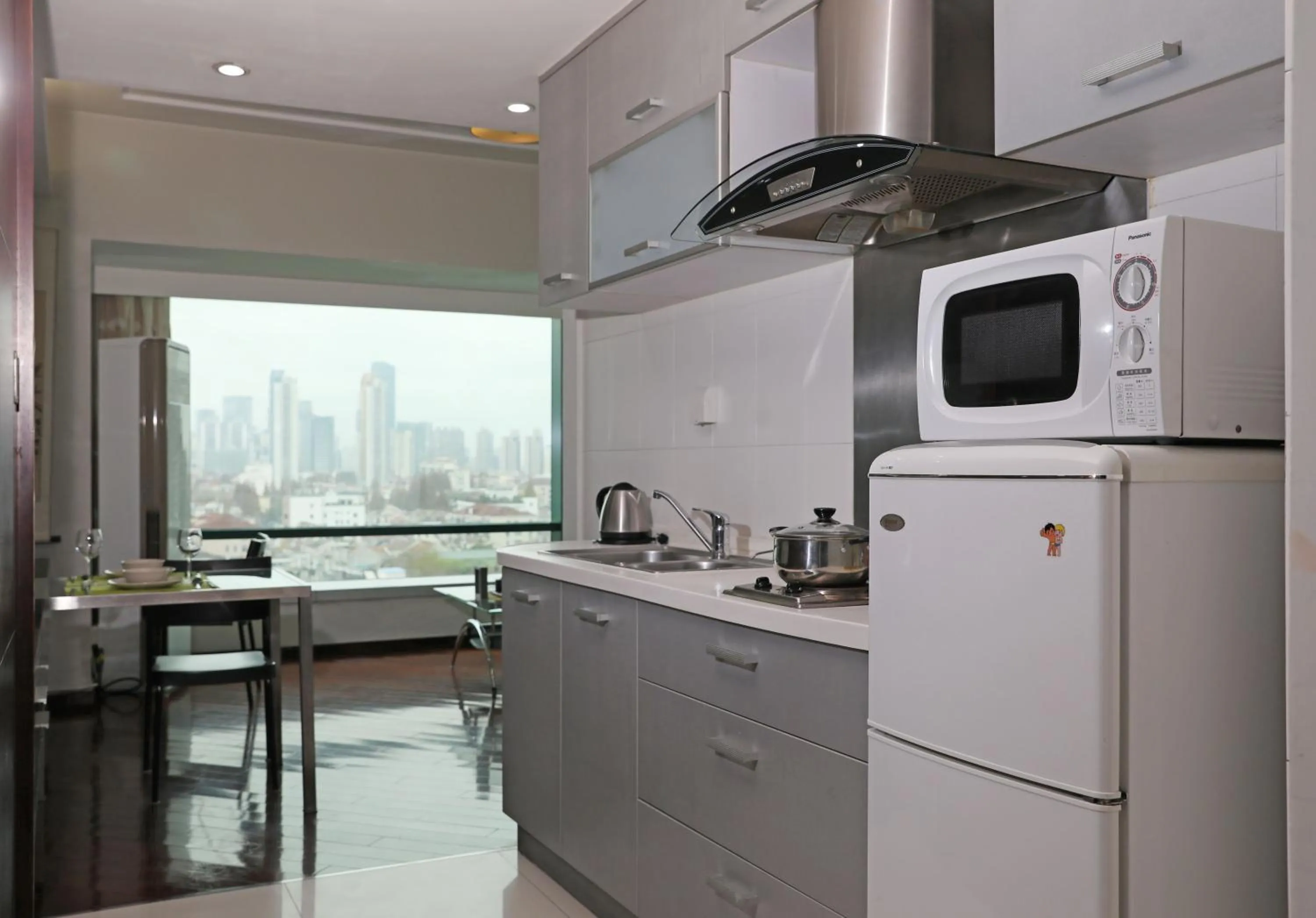 Shanghai Cosmo World Union Service Apartment