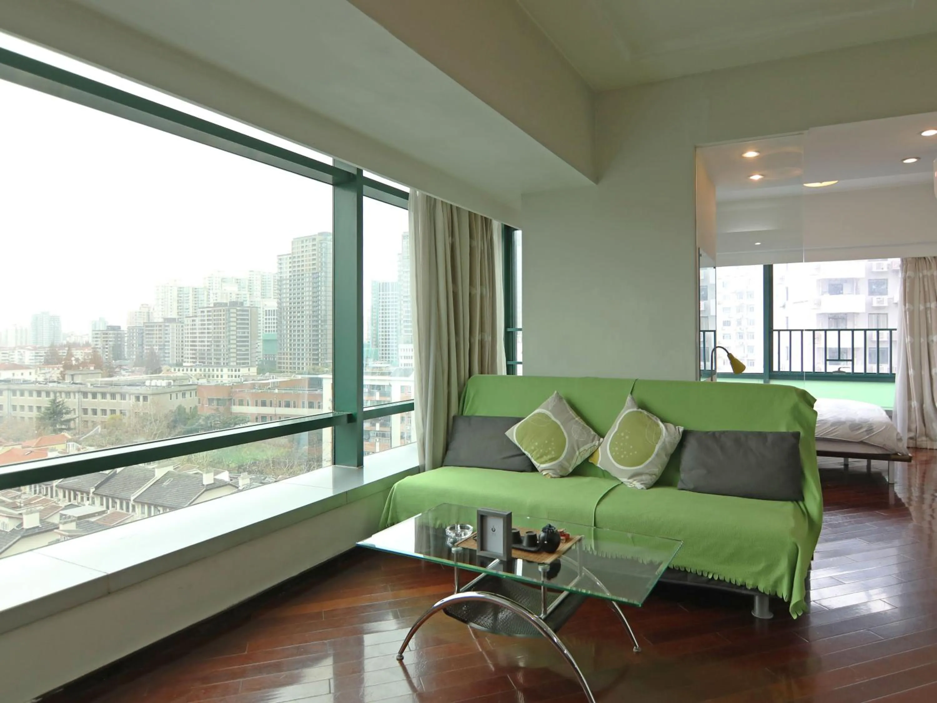 Shanghai Cosmo World Union Service Apartment