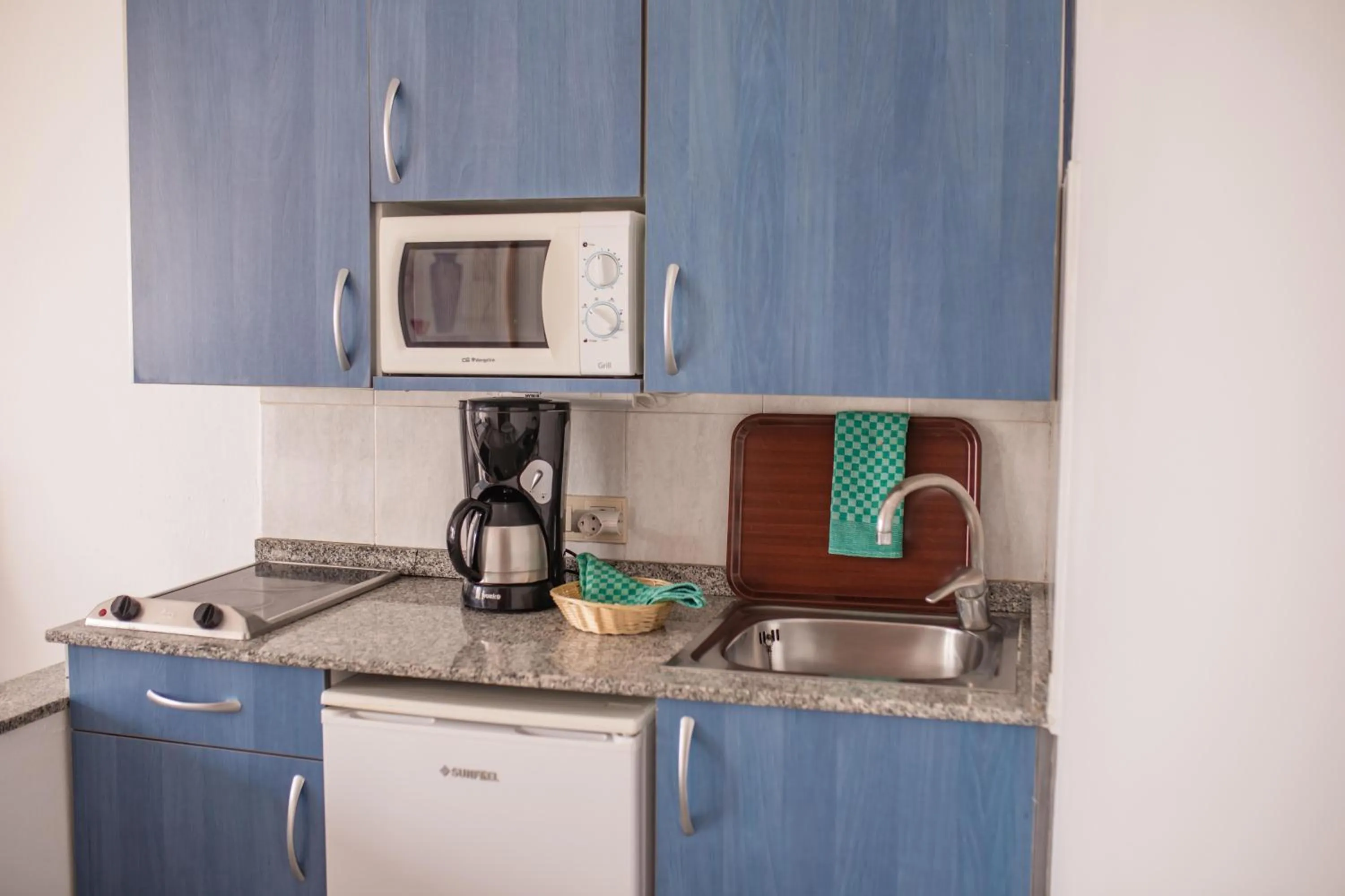 Photo of the whole room in Servatur Montebello