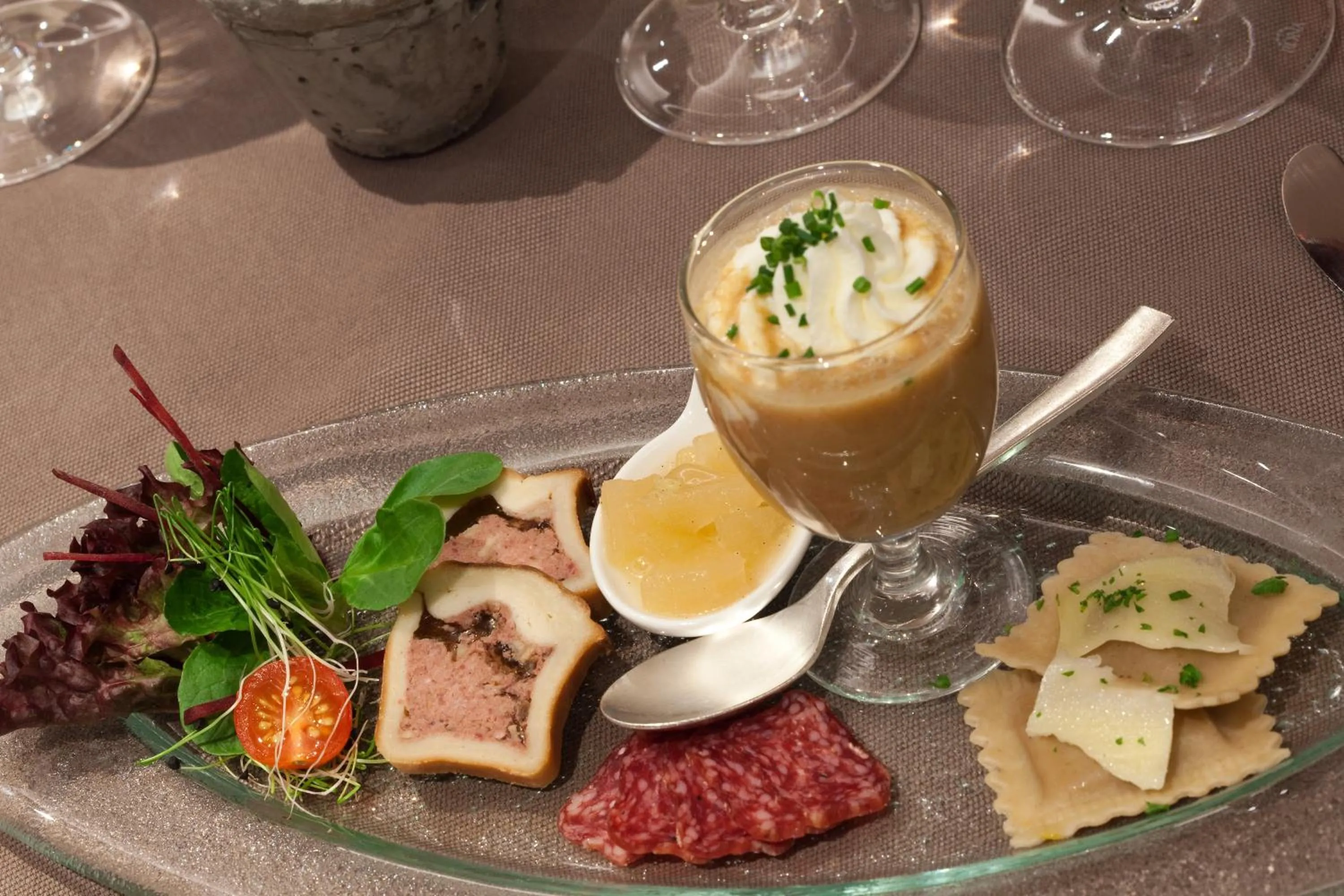 Food and drinks in Seehotel Bönigen