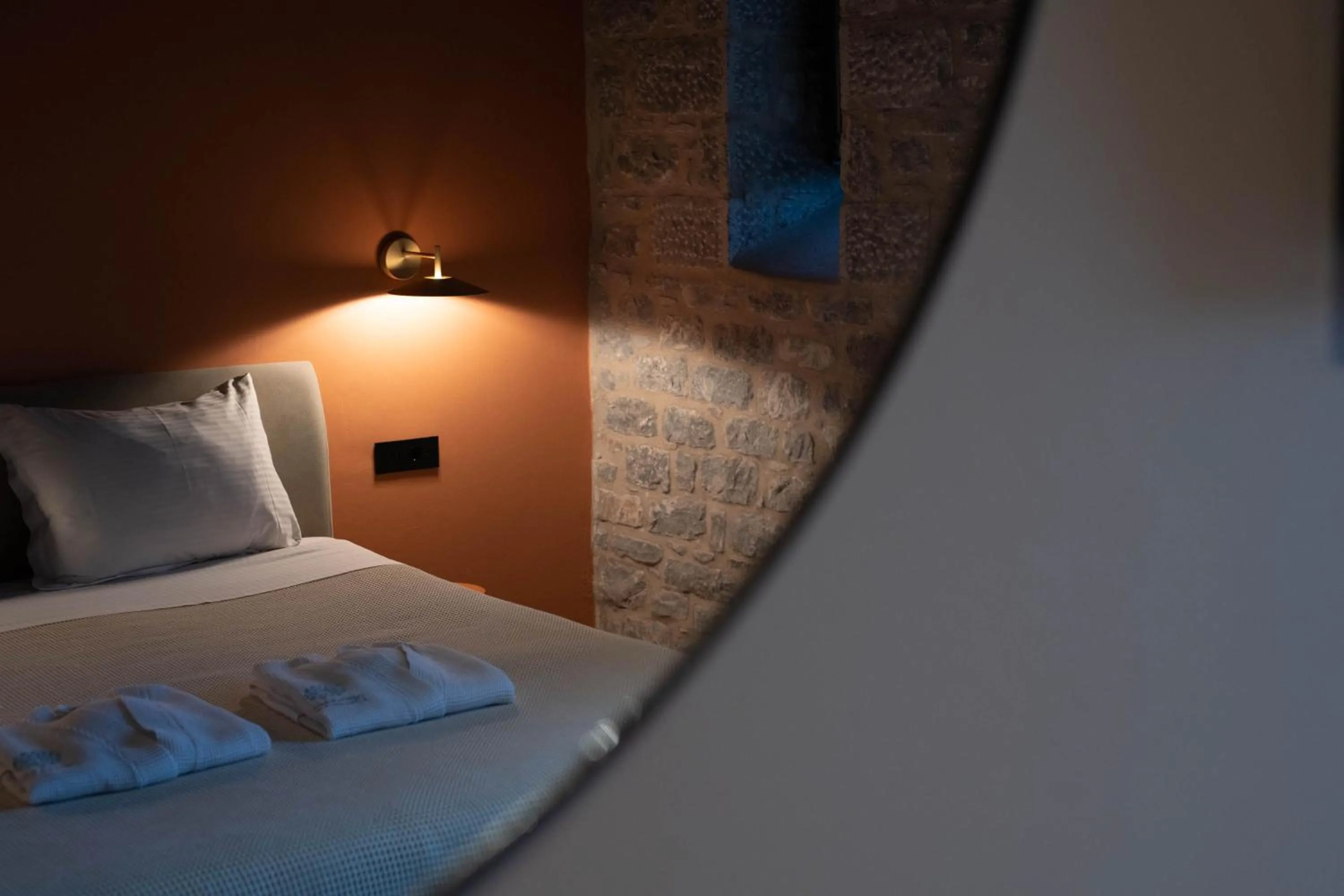 Restaurant/places to eat in Petra & Fos Boutique Hotel & Spa