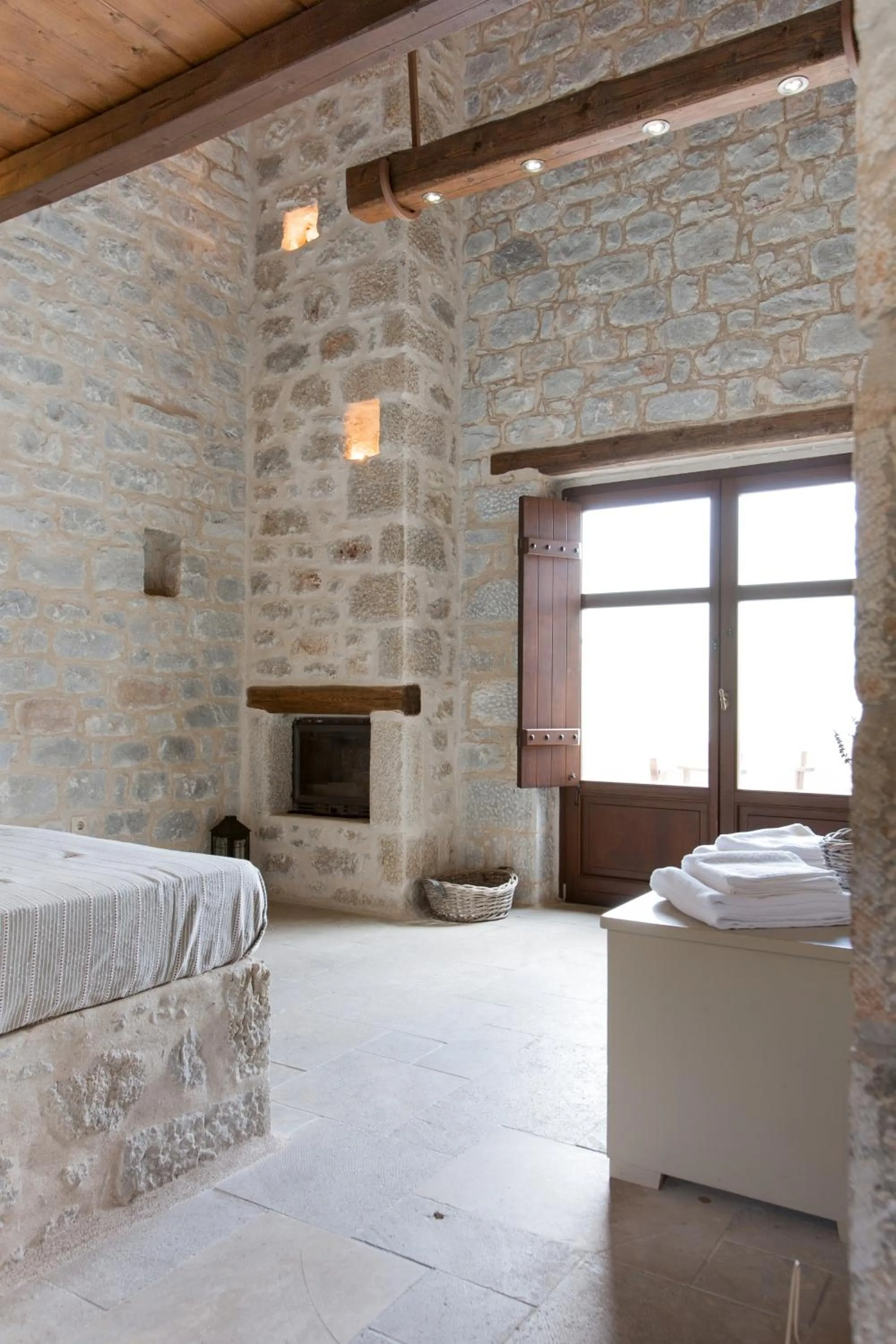 Bed in Petra & Fos Boutique Hotel & Spa