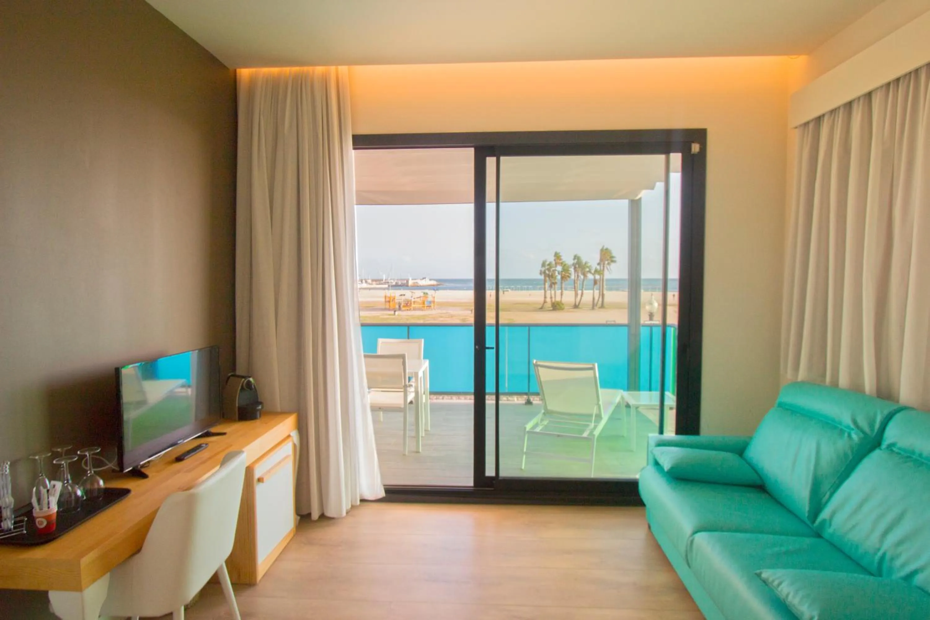 Balcony/Terrace in Hotel Brisamar Suites