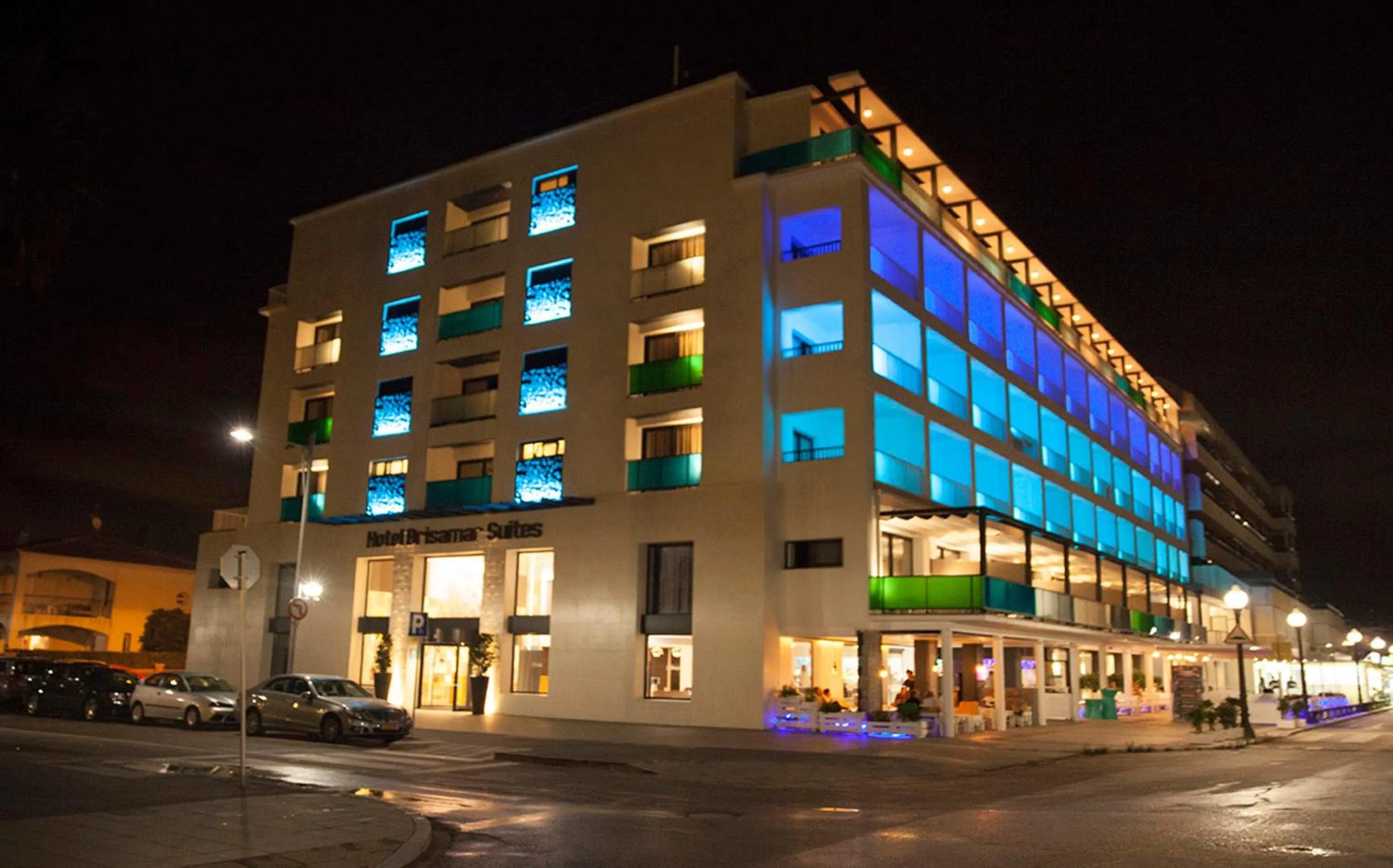 Facade/entrance in Hotel Brisamar Suites