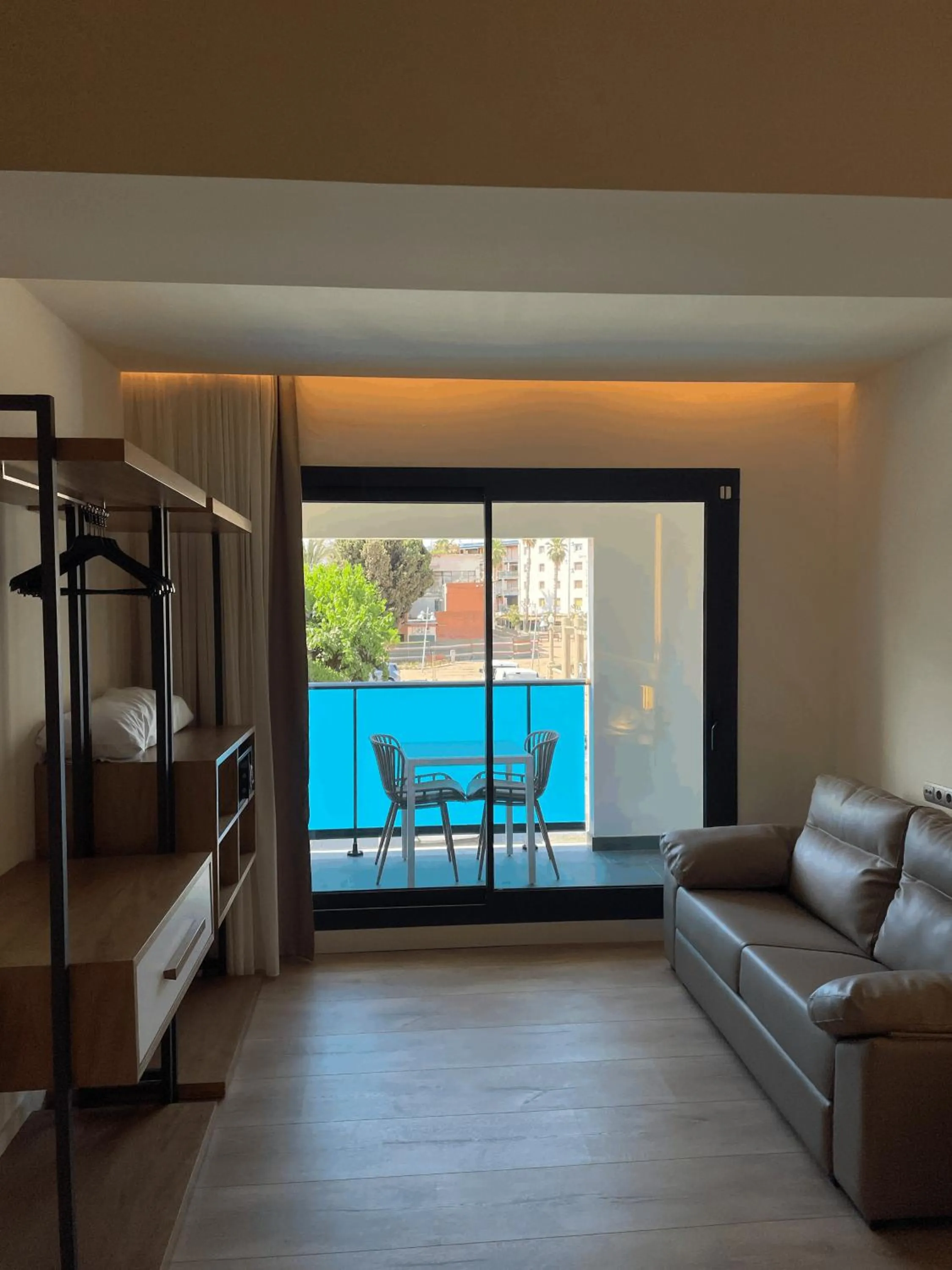 Hotel Brisamar Suites