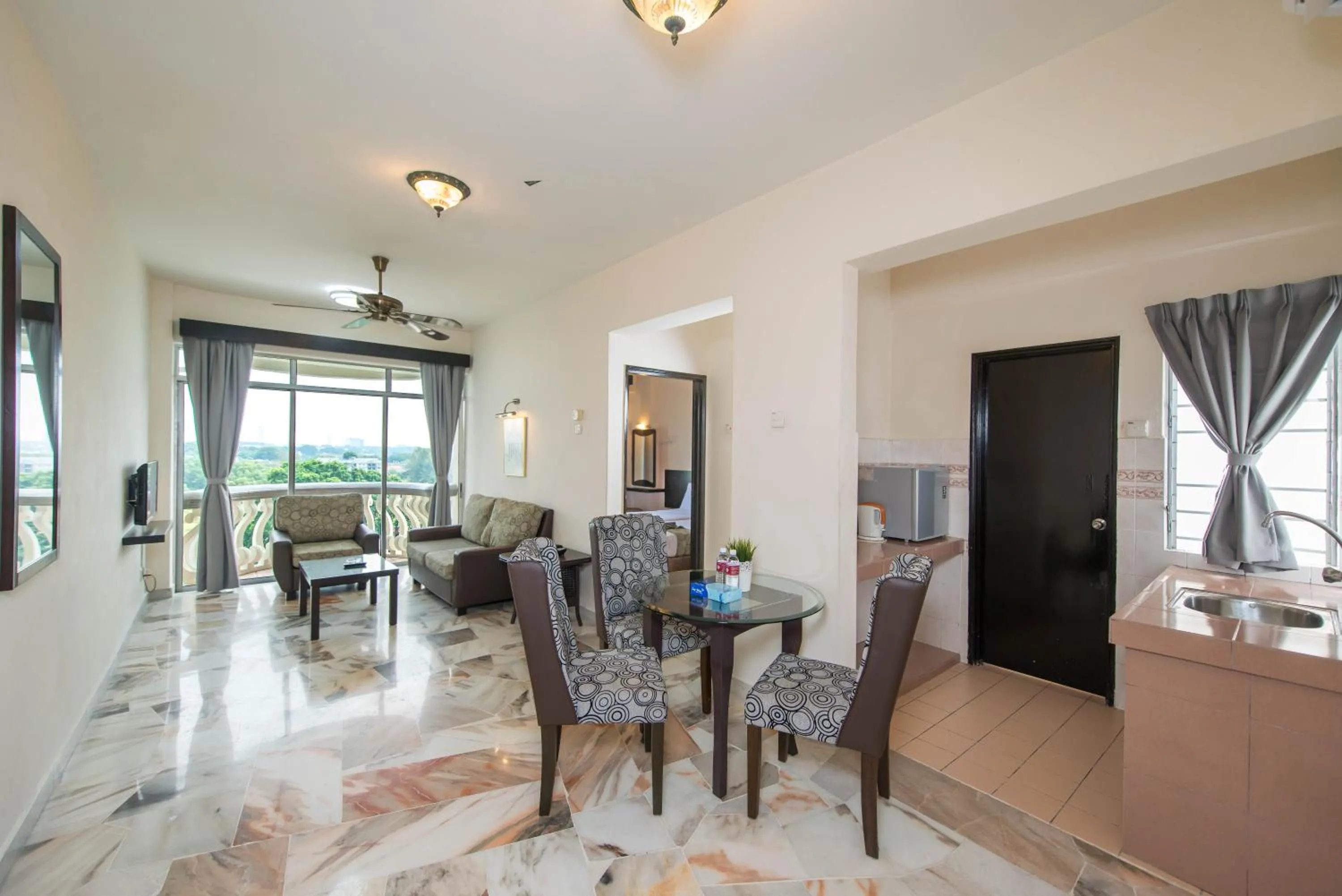 Dining area in Glory Beach Resort