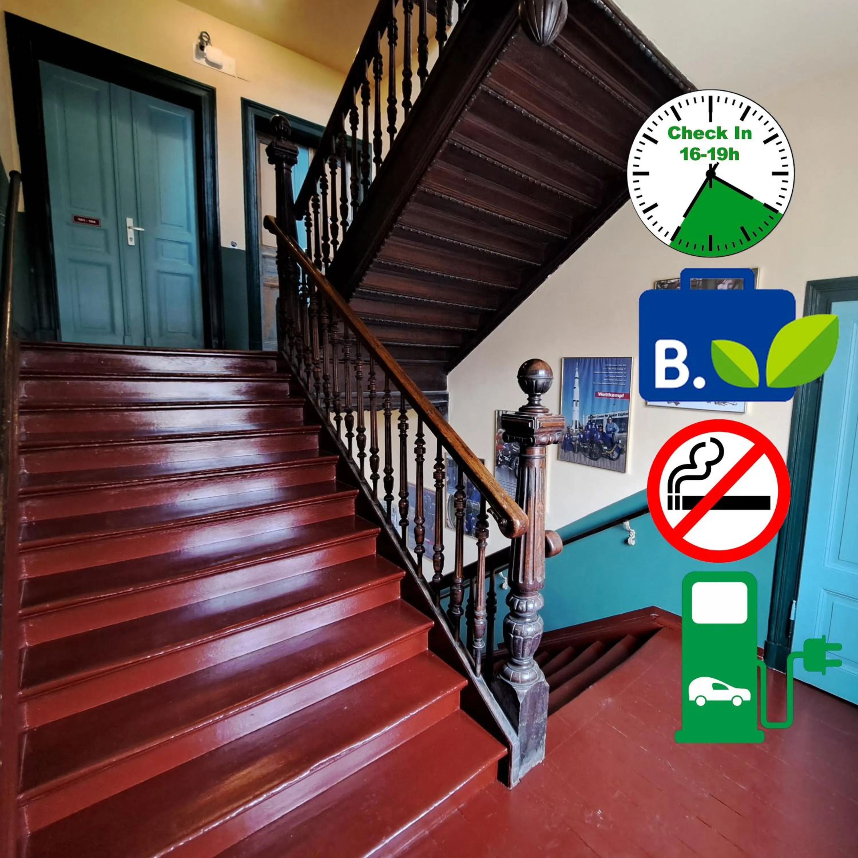 Text overlay in Space Hotel im Campus der JvP Schule