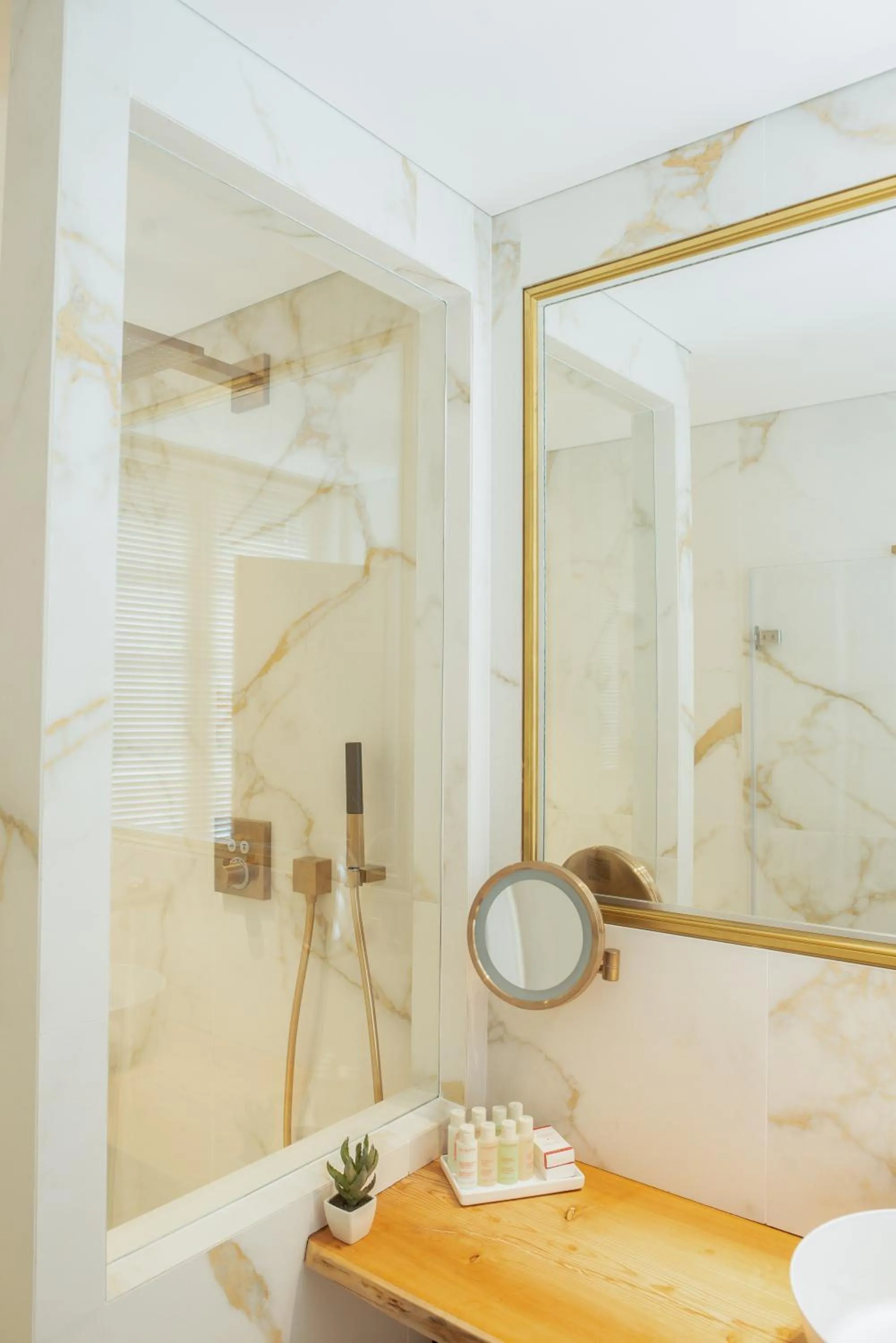 Shower in Boutique Hôtel Villa Fabulite