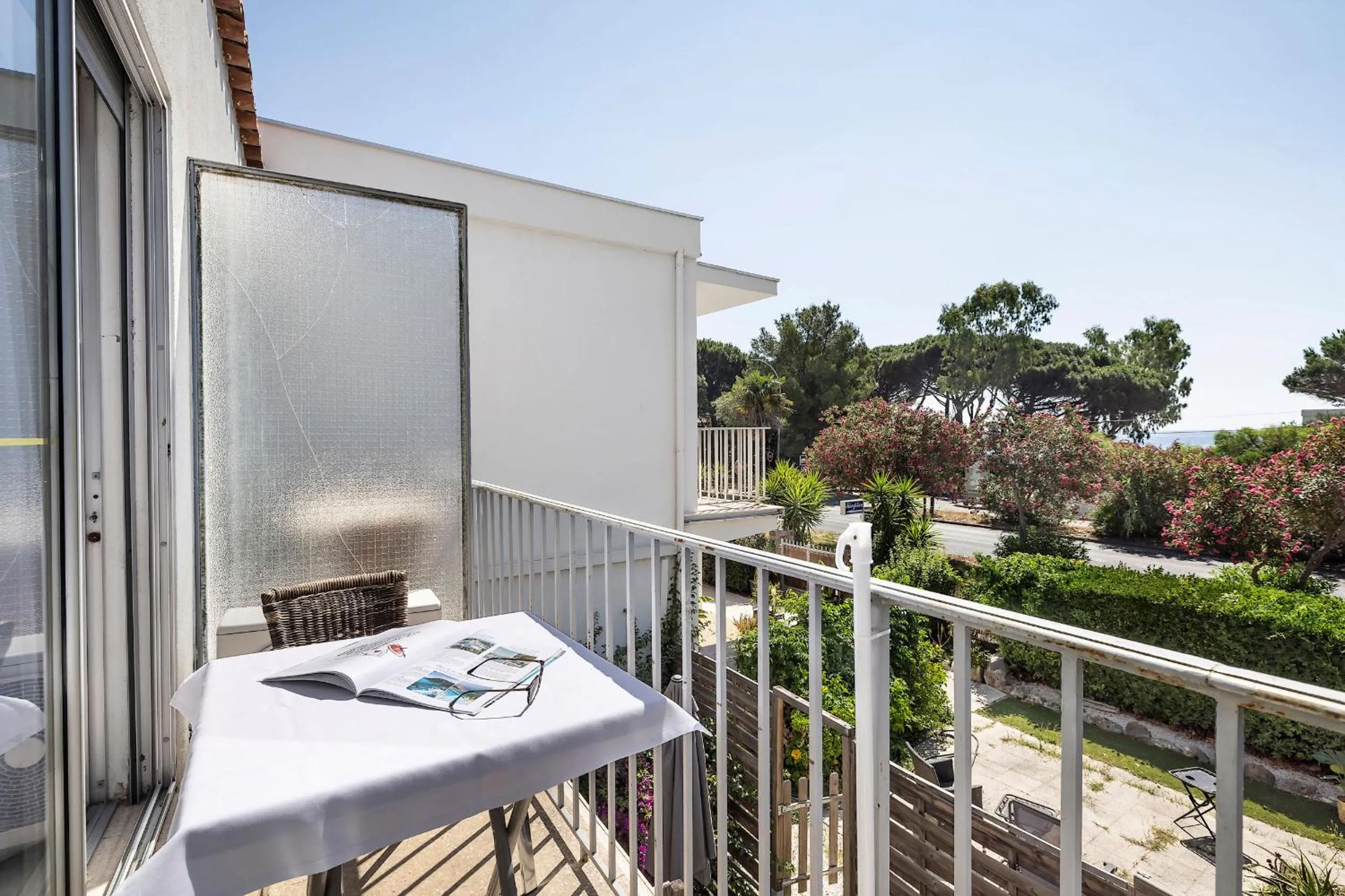 Garden in Hotel Le Golfe Bleu