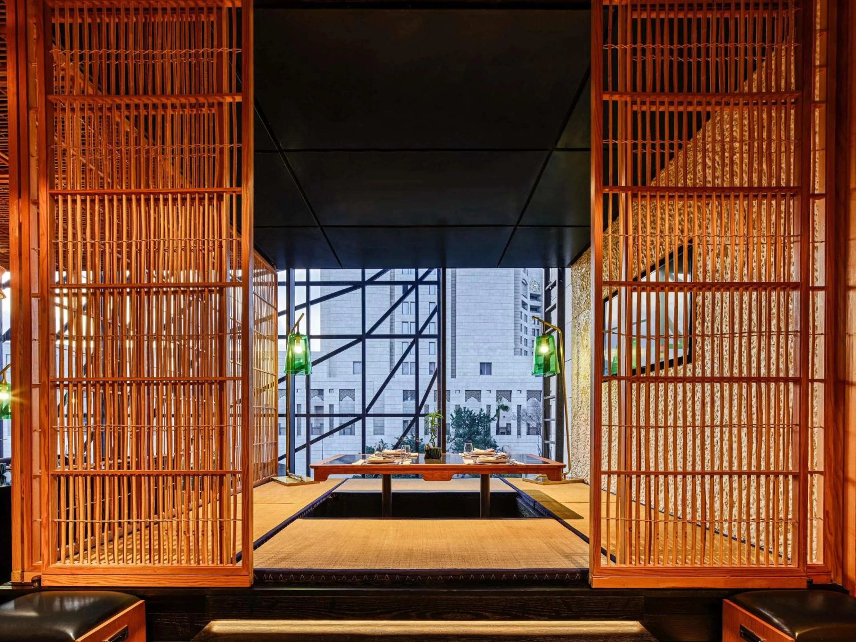 Restaurant/places to eat in Fairmont Amman