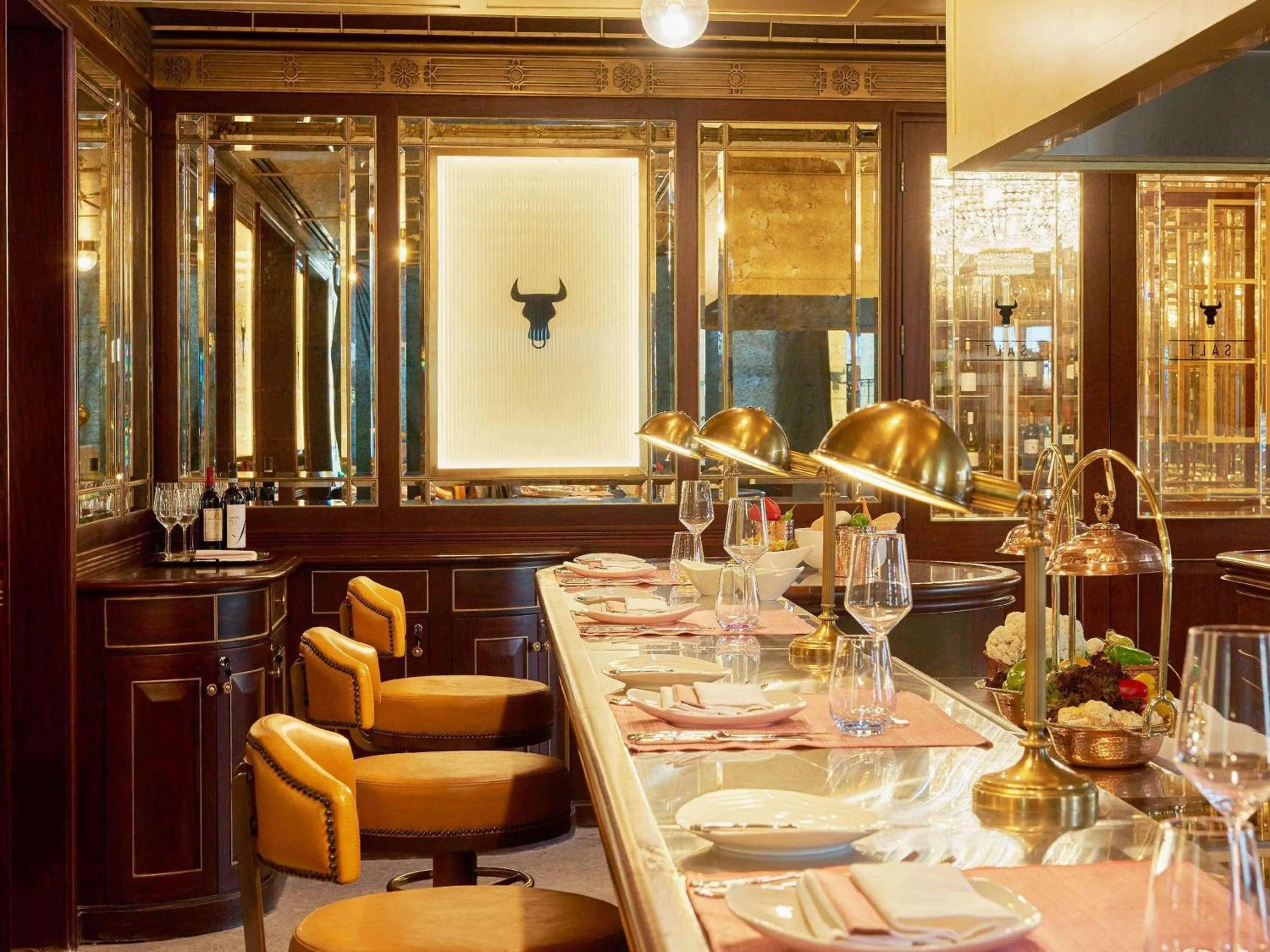 Restaurant/places to eat in Fairmont Amman