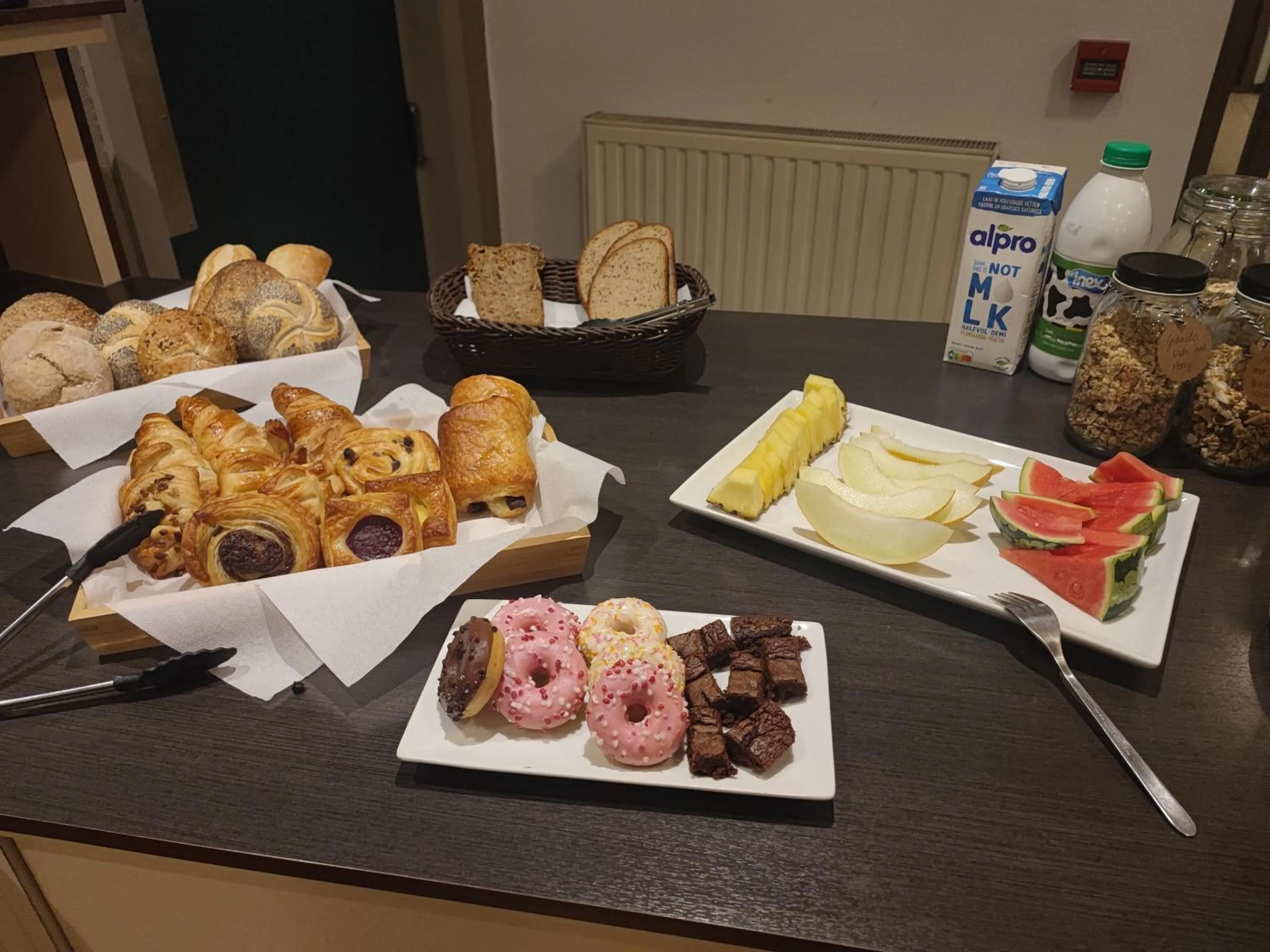 Breakfast in Hobbit Hotel Brussels Airport Zaventem