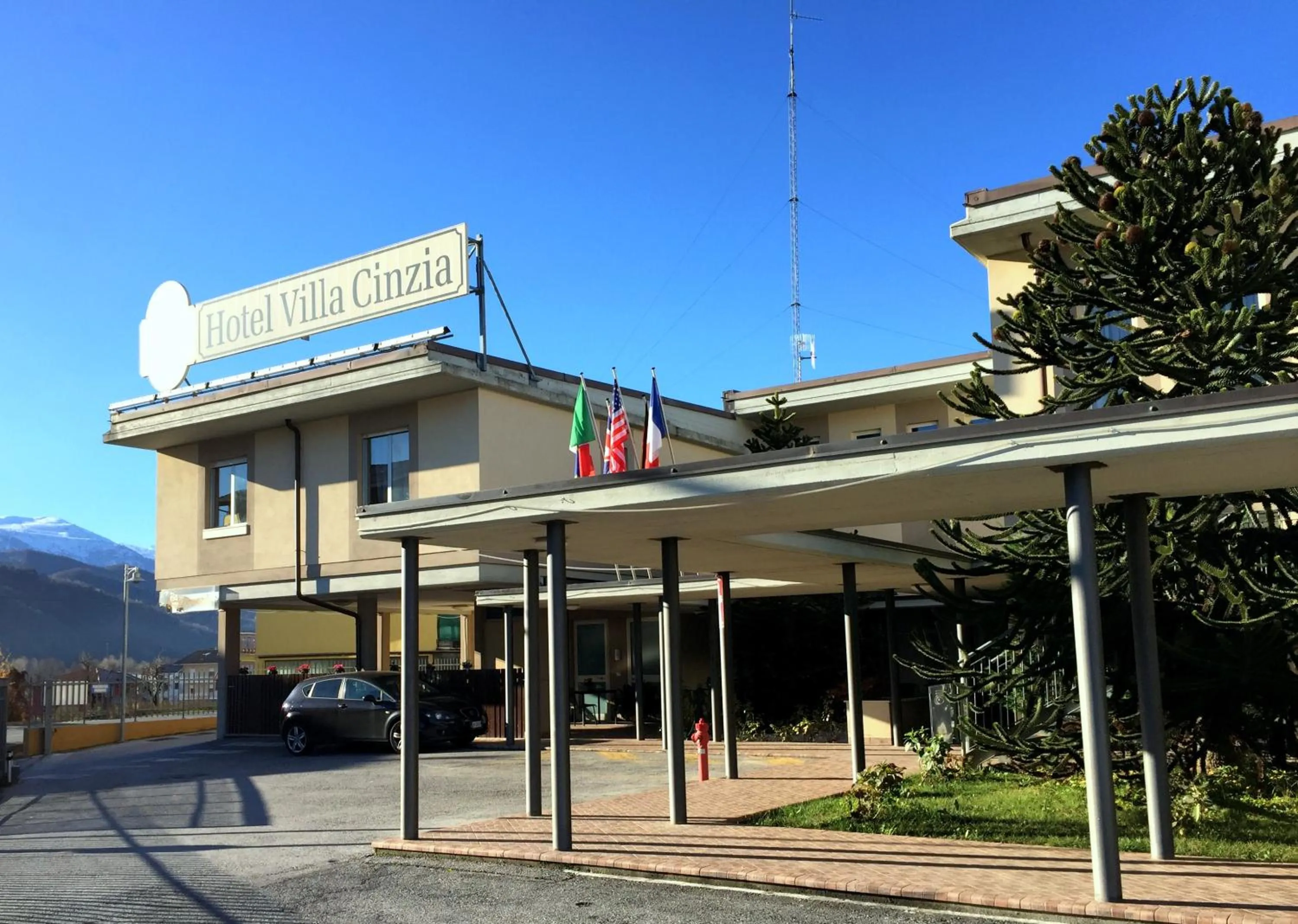 Property building in Hotel Villa Cinzia
