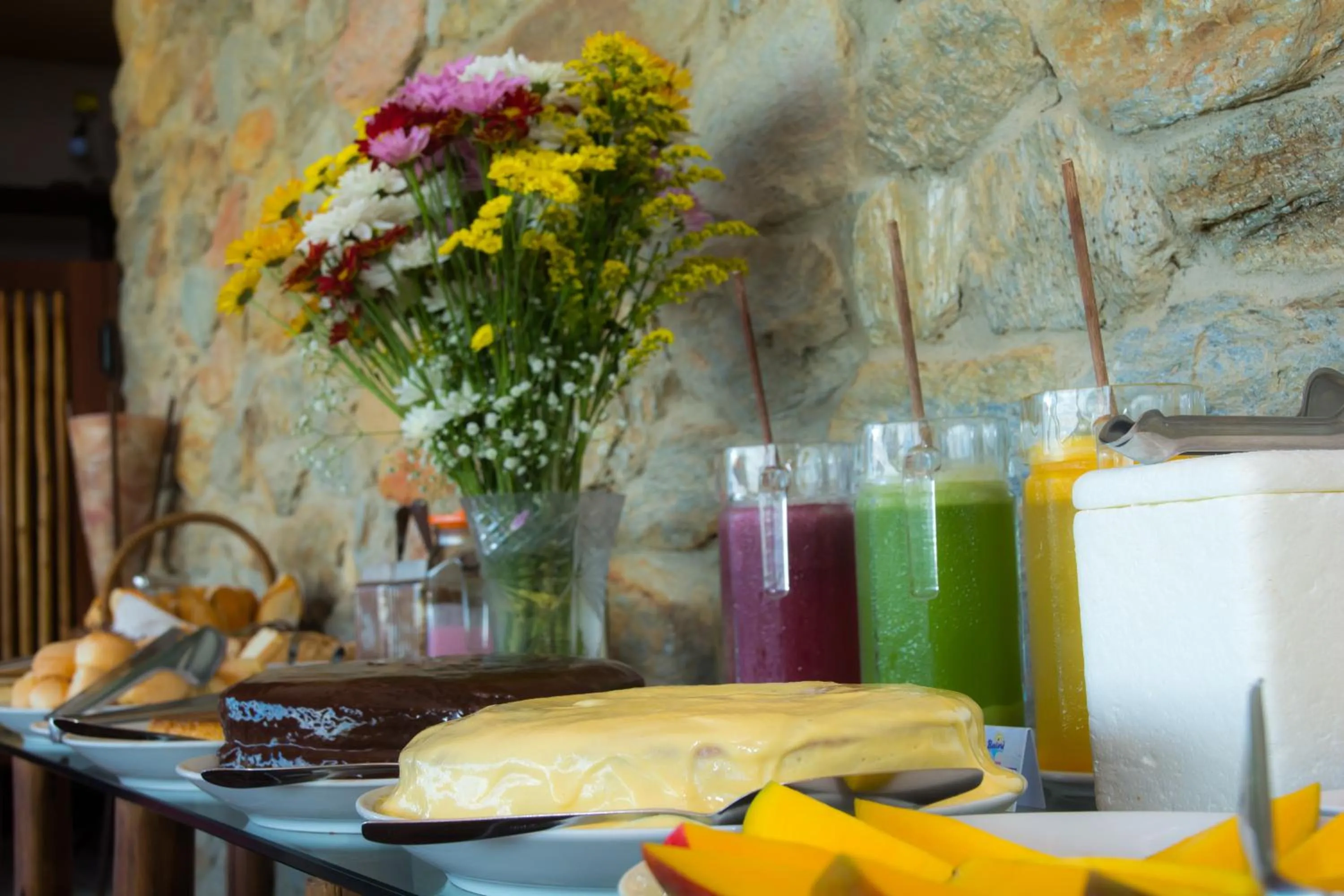 Buffet breakfast in Baixu Village