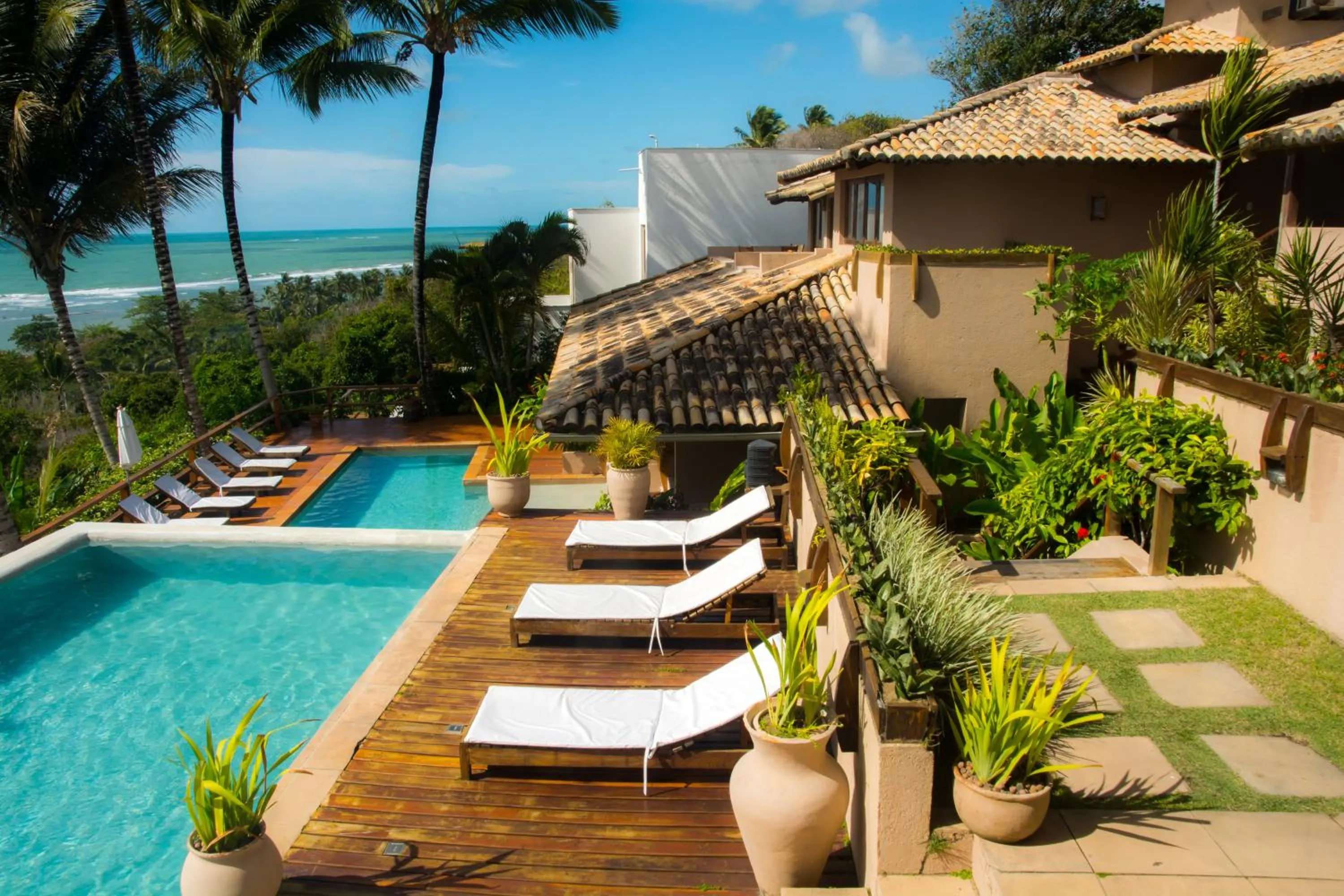 Pool view in Baixu Village