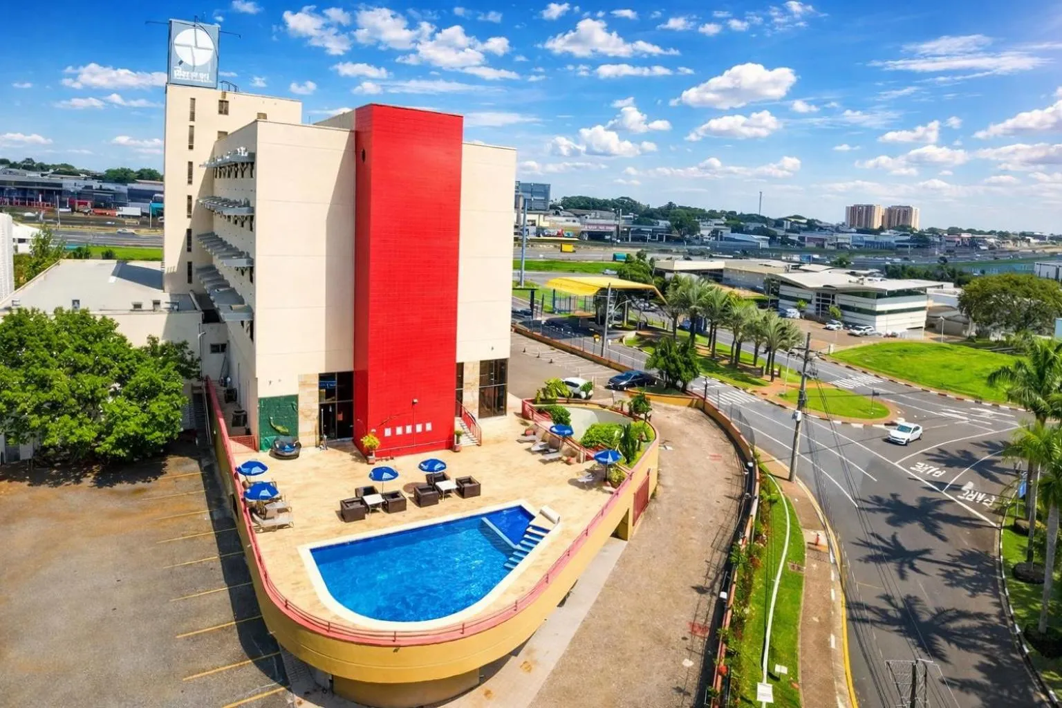 Property building in Hotel Dan Inn Campinas Anhanguera - By Nacional Inn