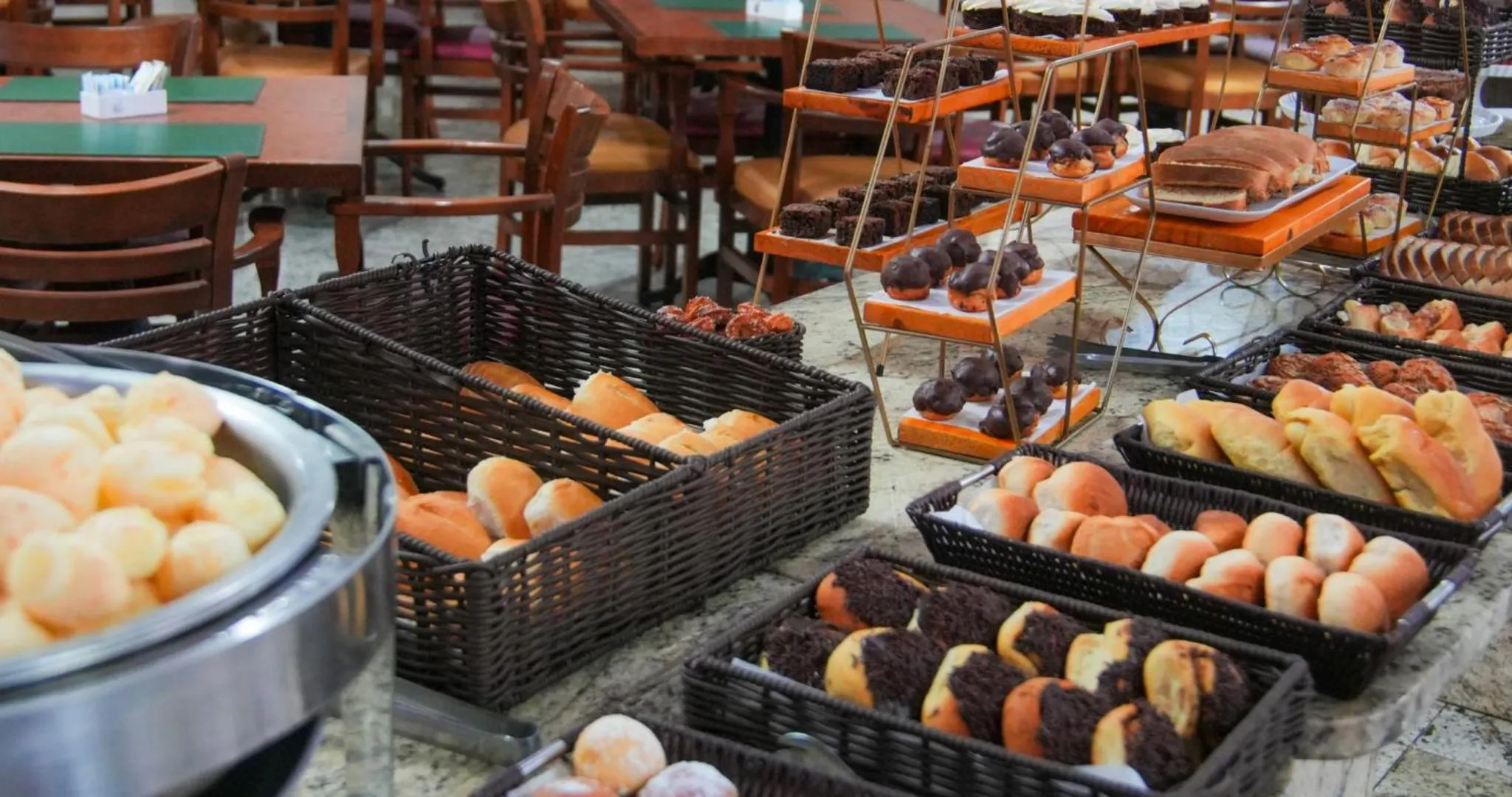 Breakfast in Hotel Dan Inn Campinas Anhanguera - By Nacional Inn