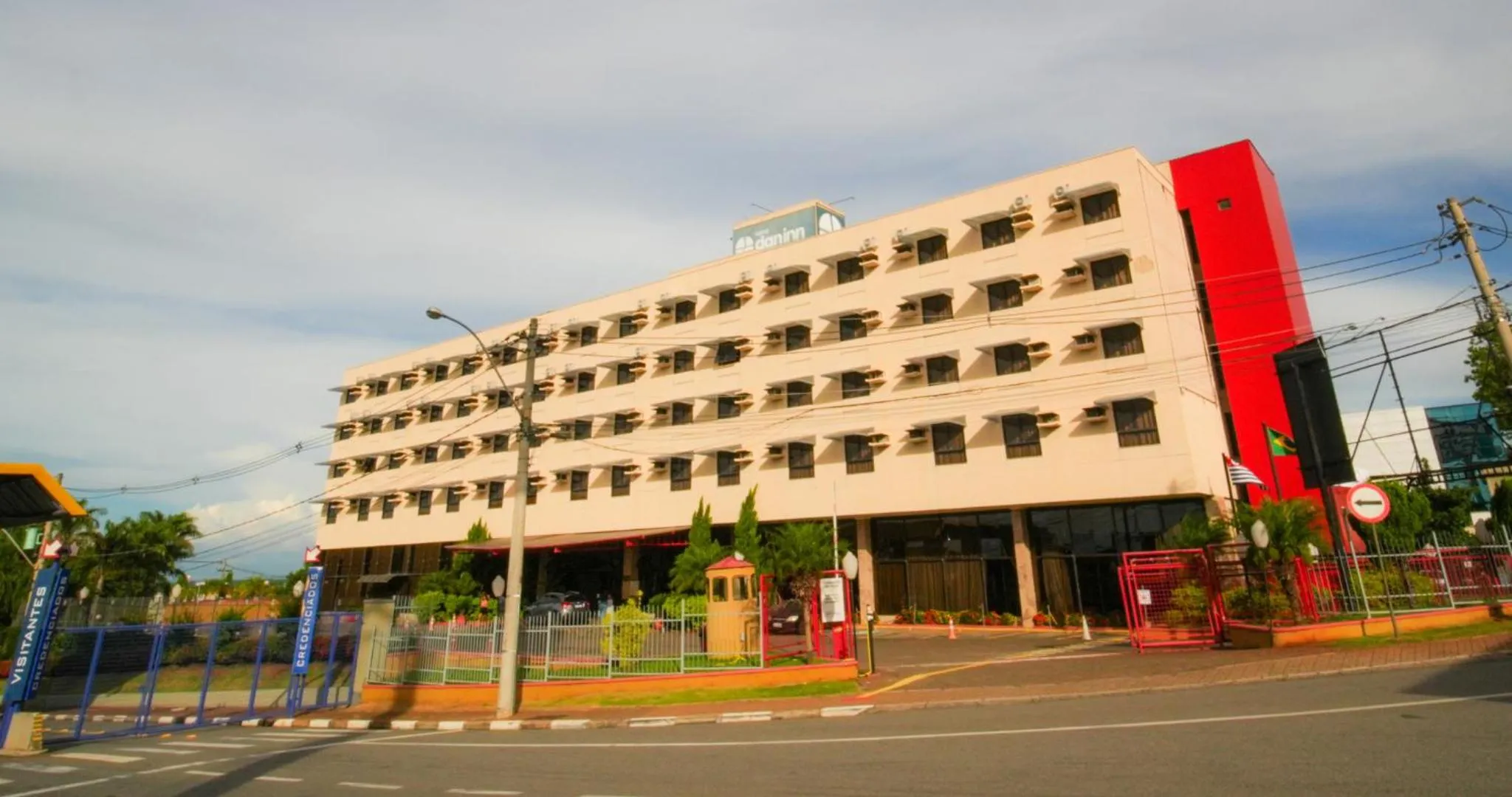 Facade/entrance in Hotel Dan Inn Campinas Anhanguera - By Nacional Inn