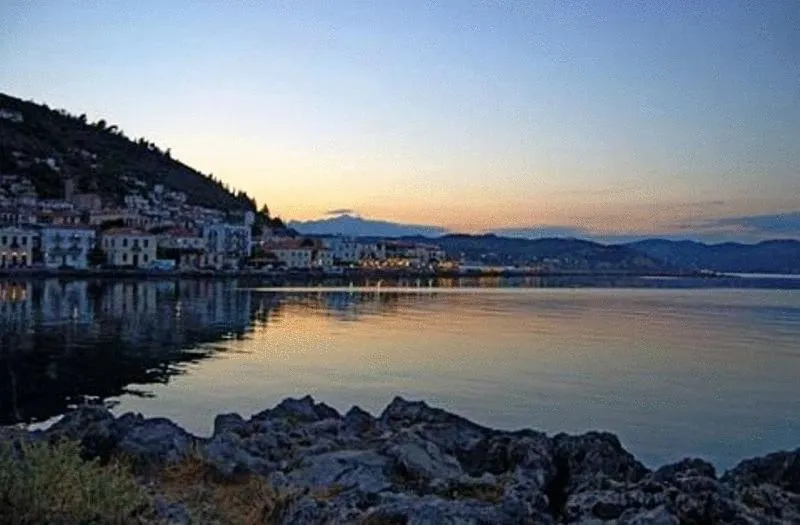 Area and facilities in Aktaion City Hotel