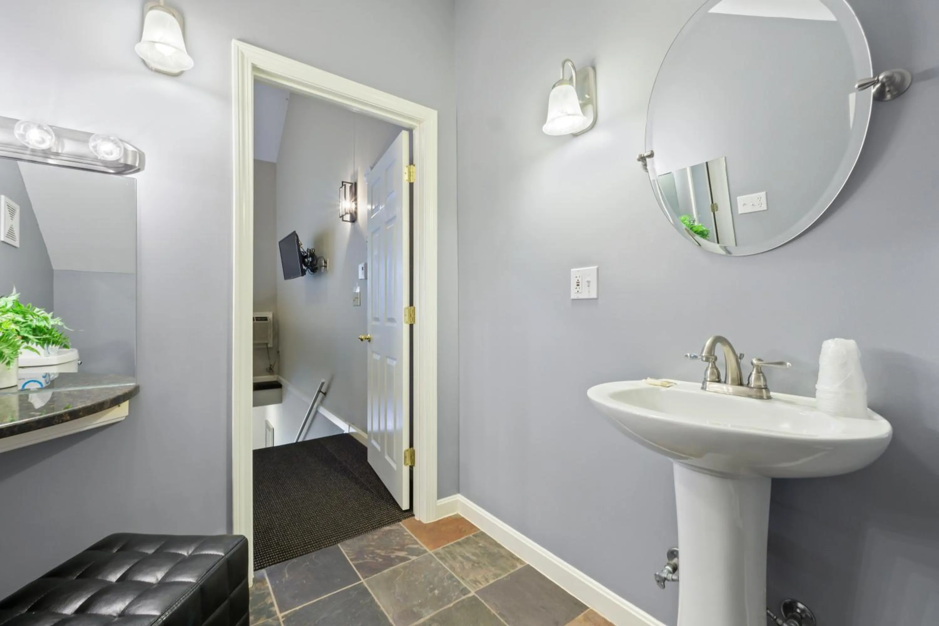 Bathroom in Sea Rose Suites