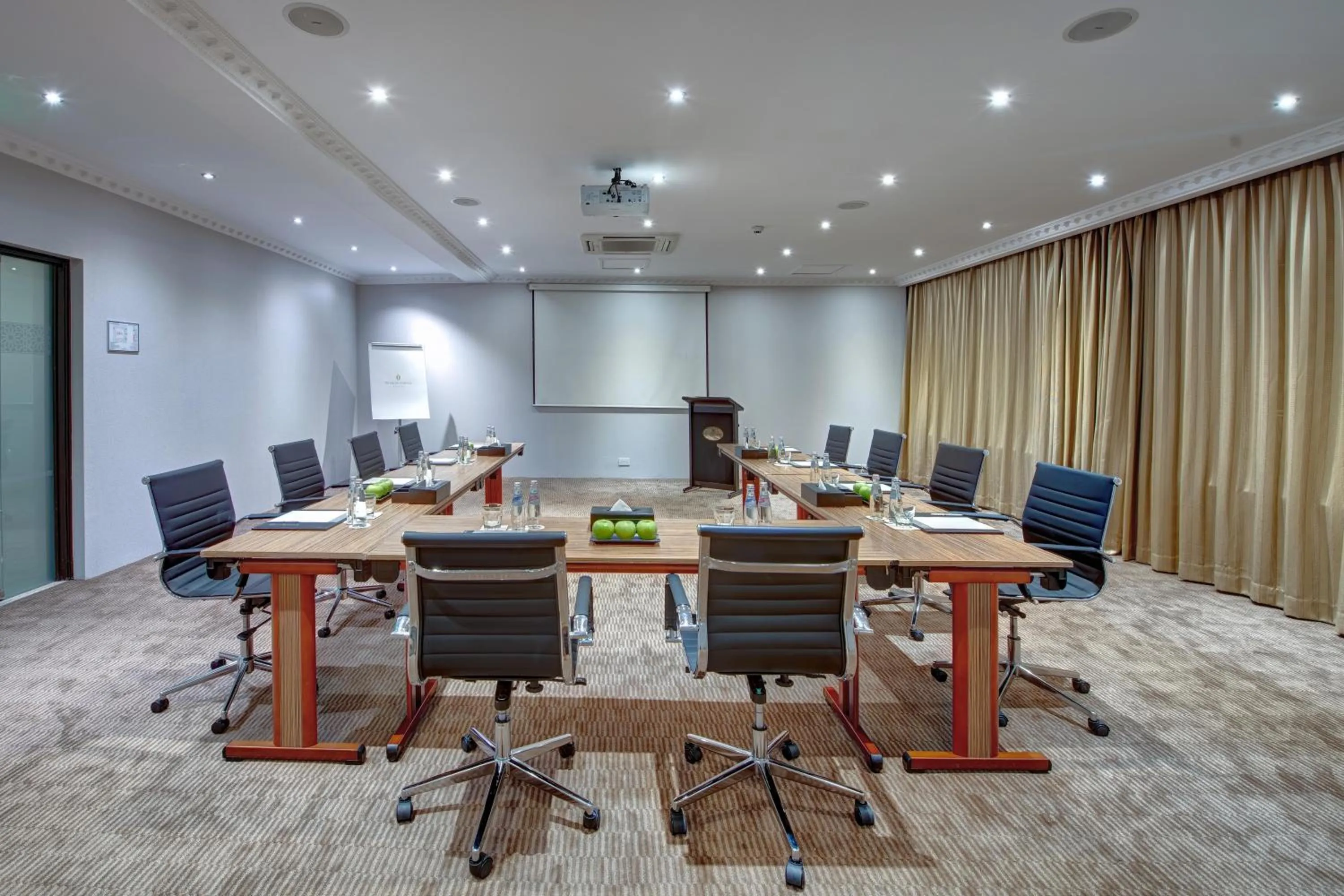 Meeting/conference room in InterContinental Muscat by IHG