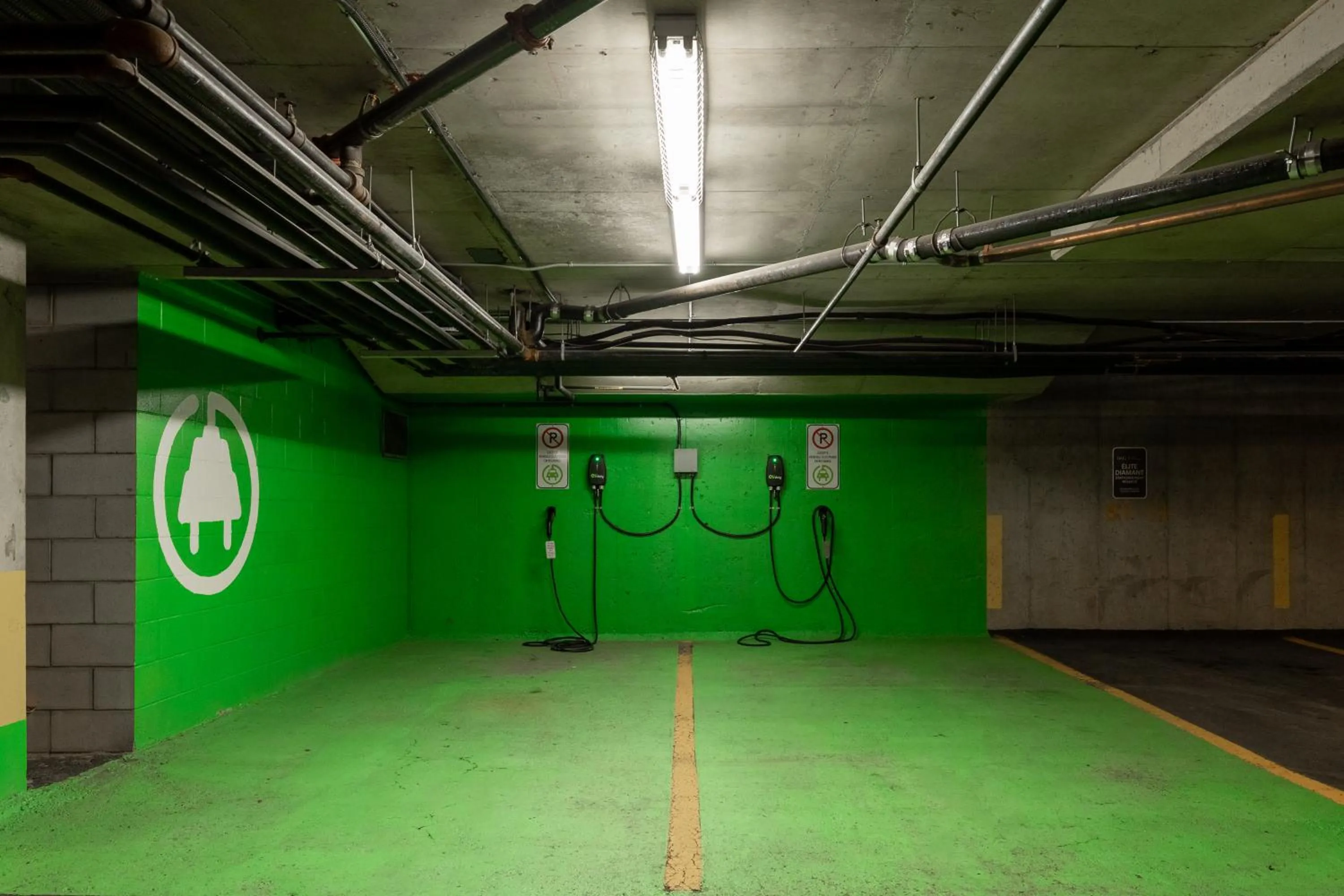 Parking in Holiday Inn Express & Suites Tremblant by IHG