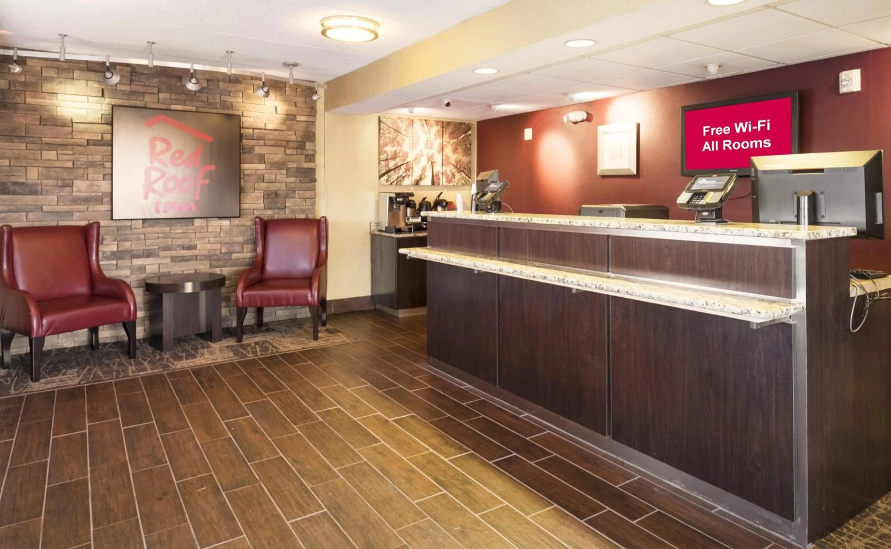 Lobby or reception in Red Roof Inn Detroit - Royal Oak/Madison Heights