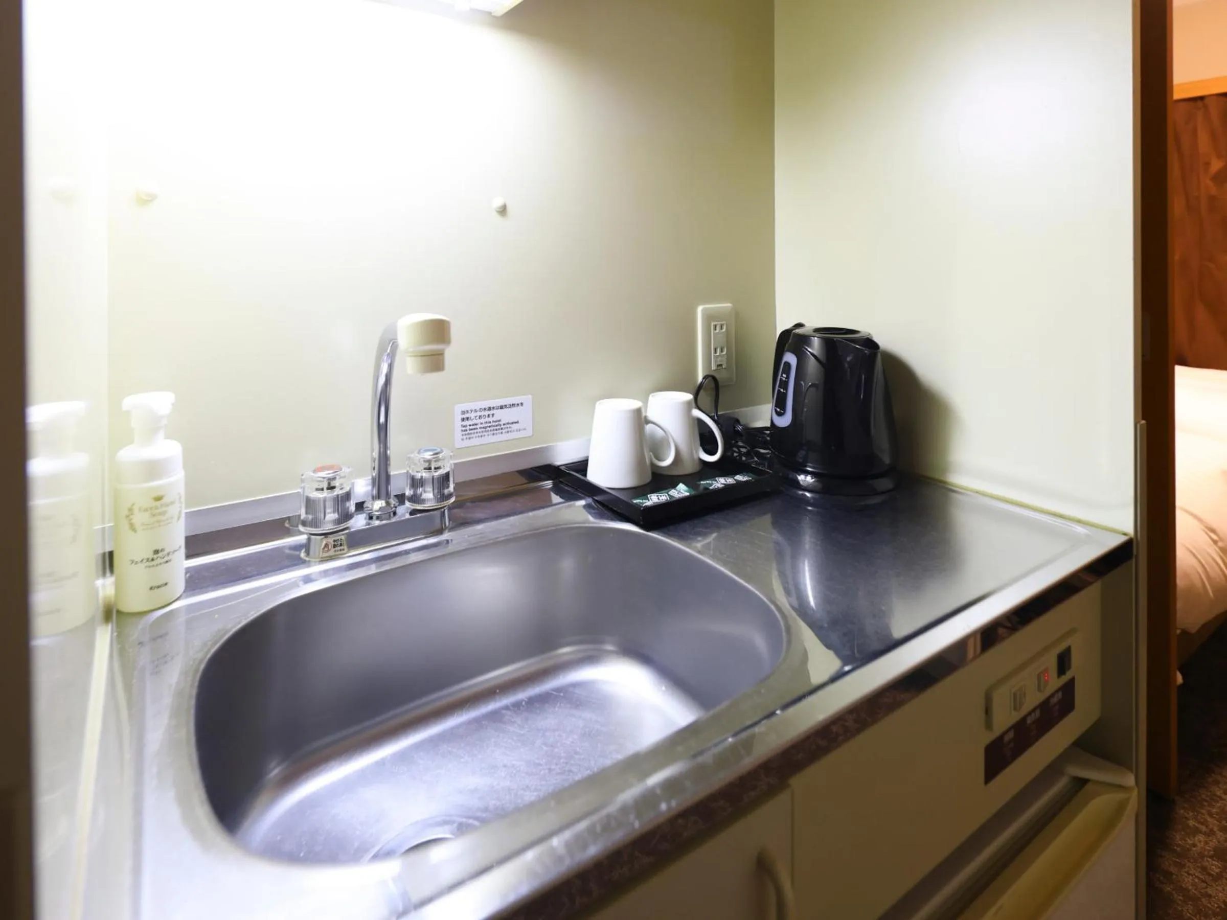 Photo of the whole room in Tennen Onsen Taho-no-Yu Dormy Inn Niigata