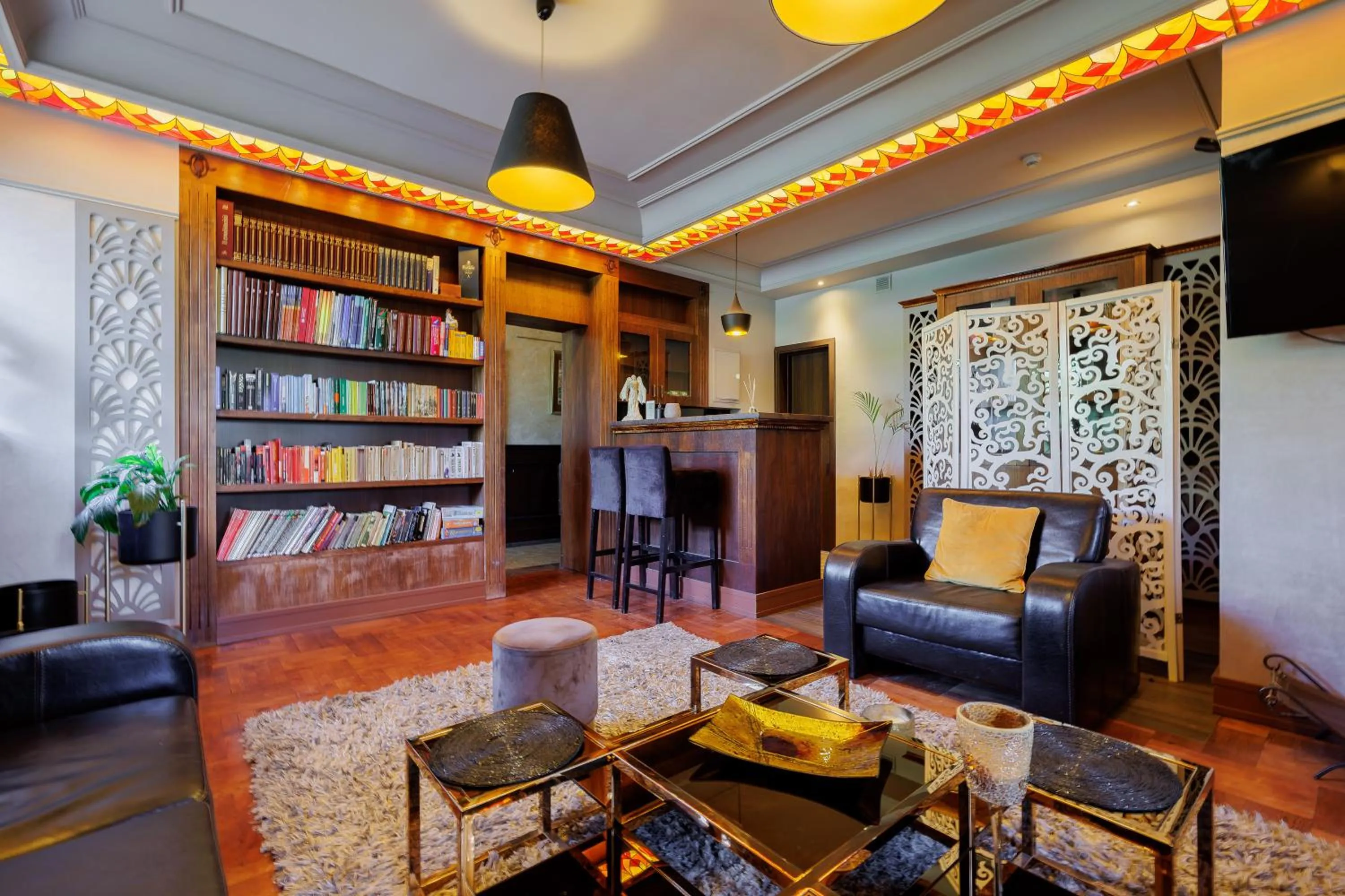 Communal lounge/ TV room in Hotel Cristal Park