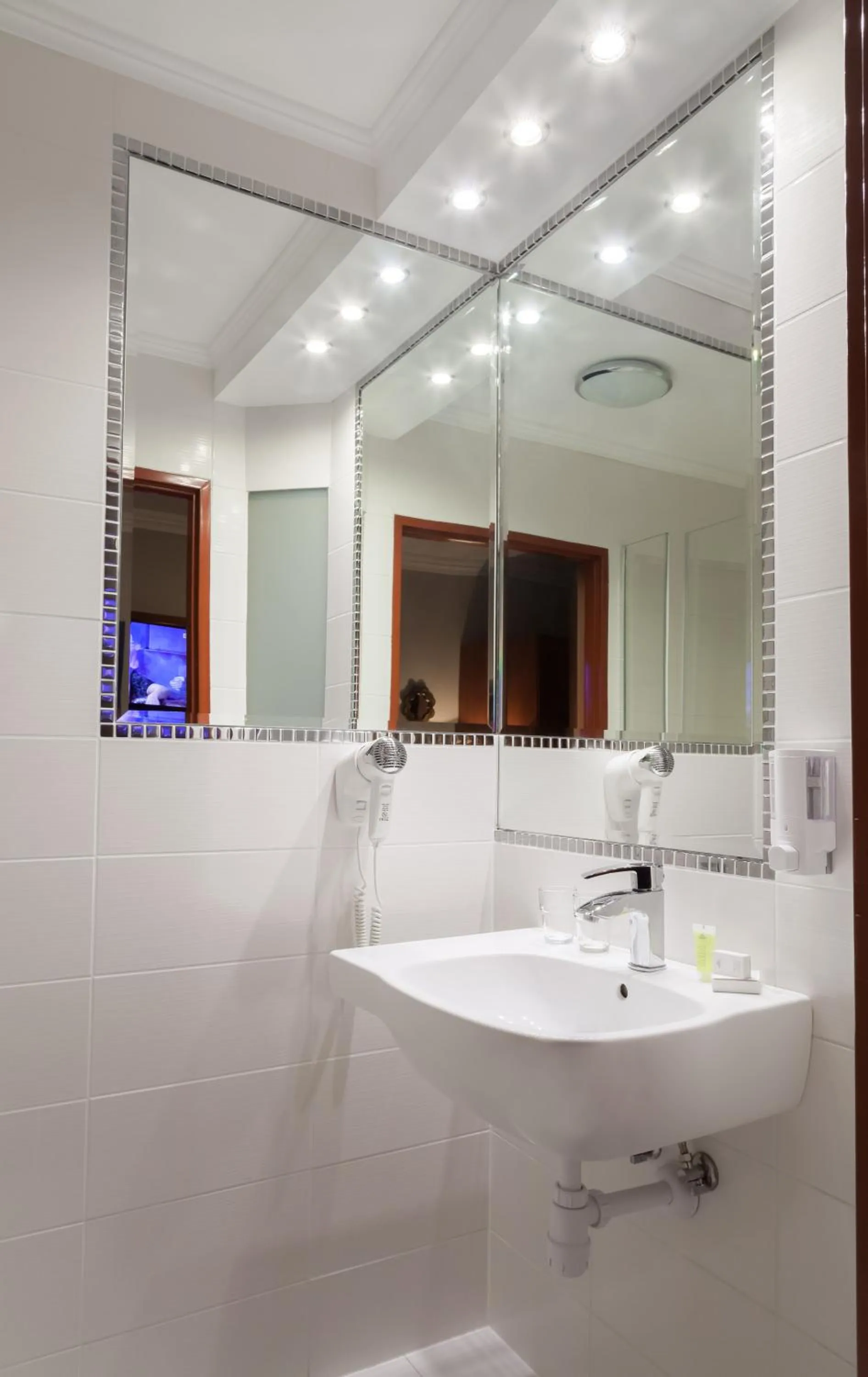 Bathroom in Hotel Cristal Park