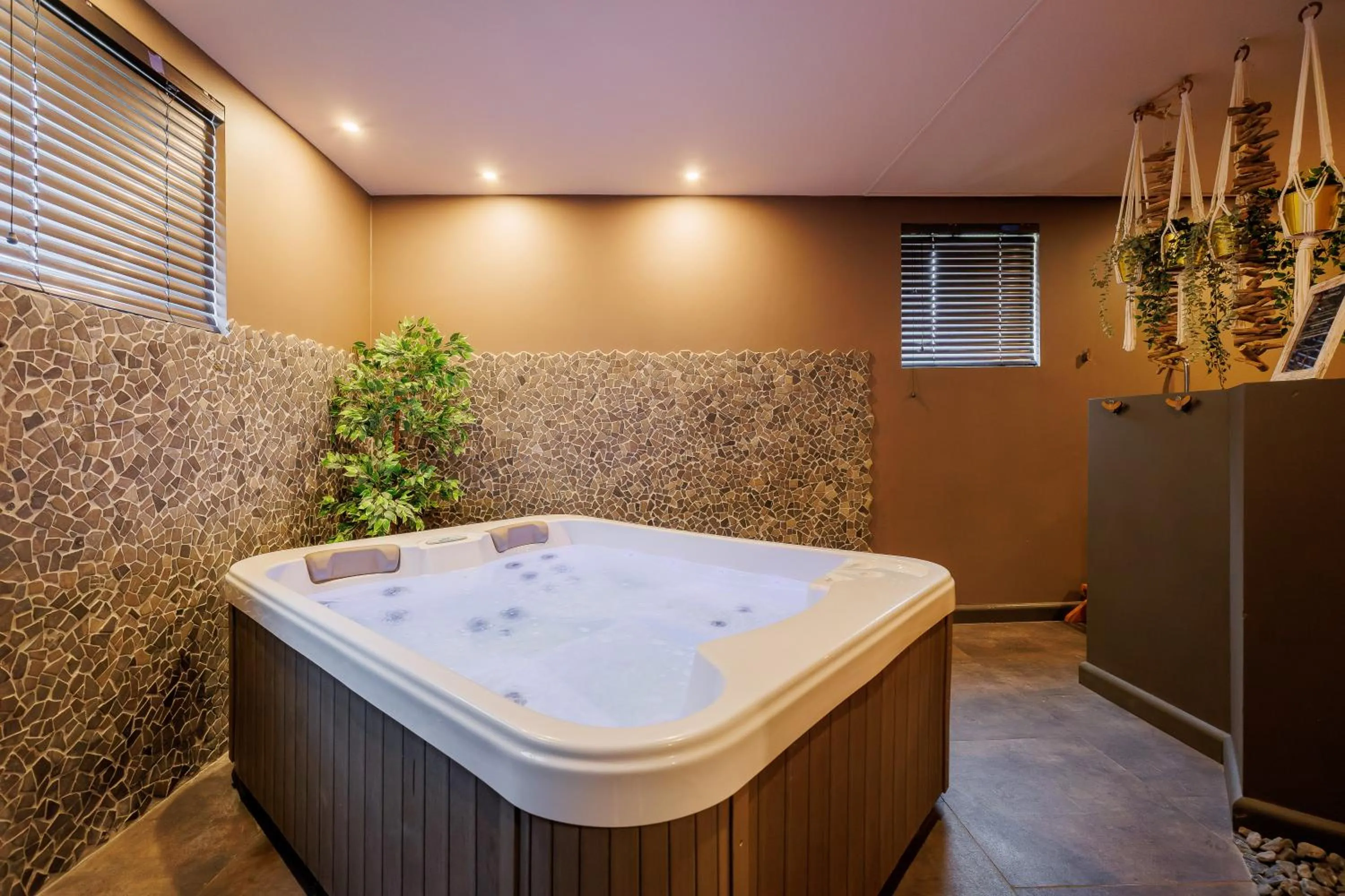 Hot Tub in Hotel Cristal Park