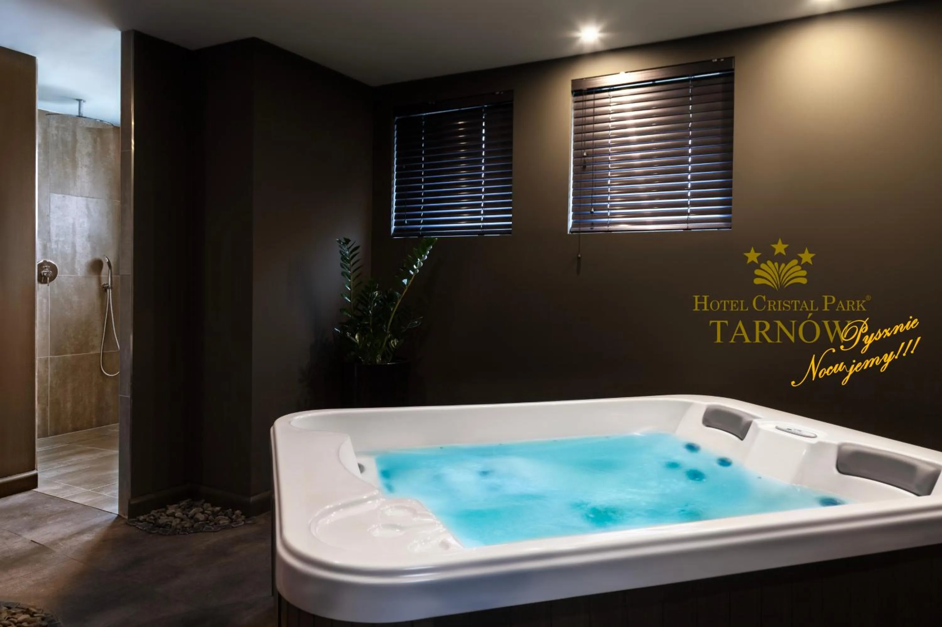 Hot Tub in Hotel Cristal Park