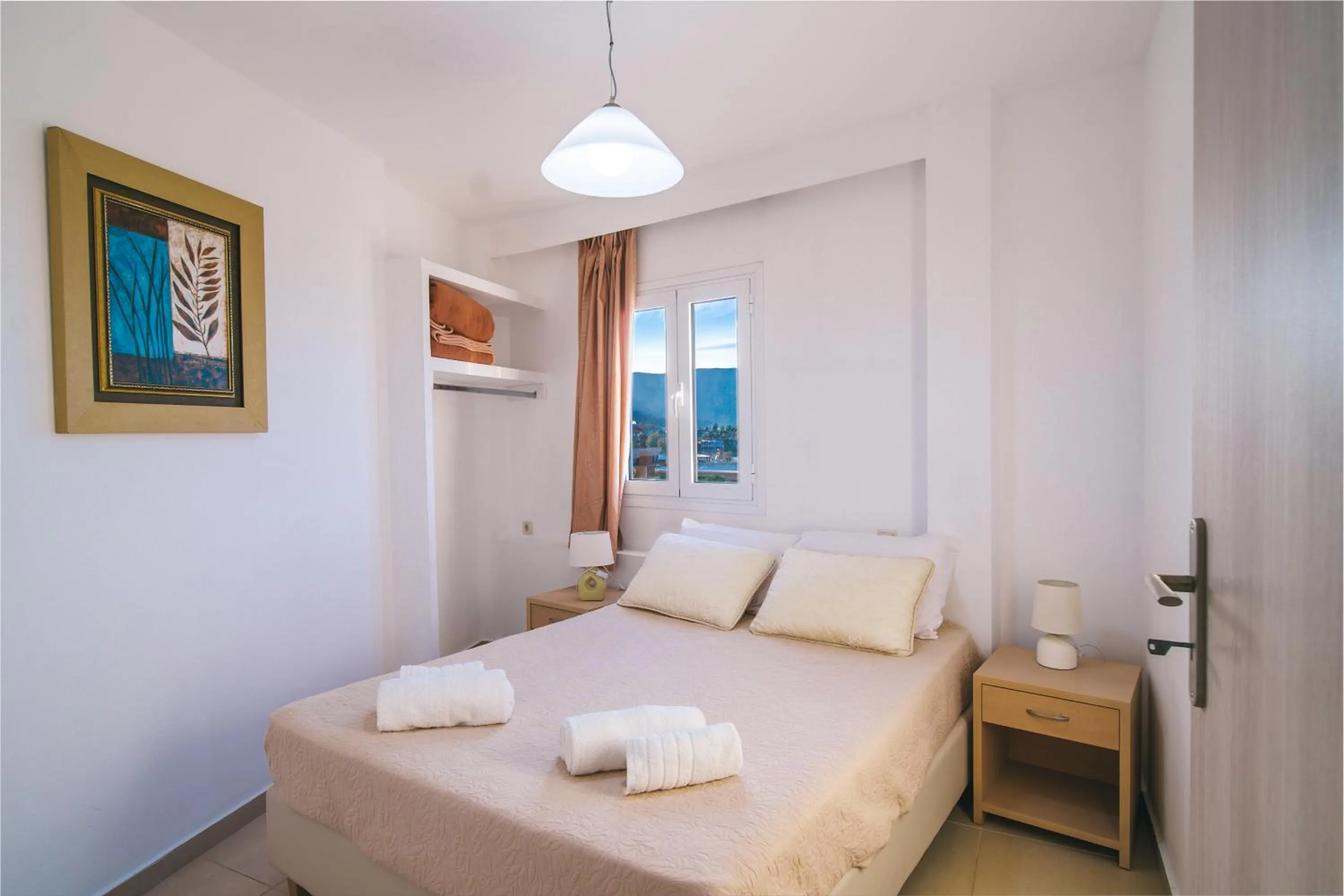 Bed in Laplaya Beach