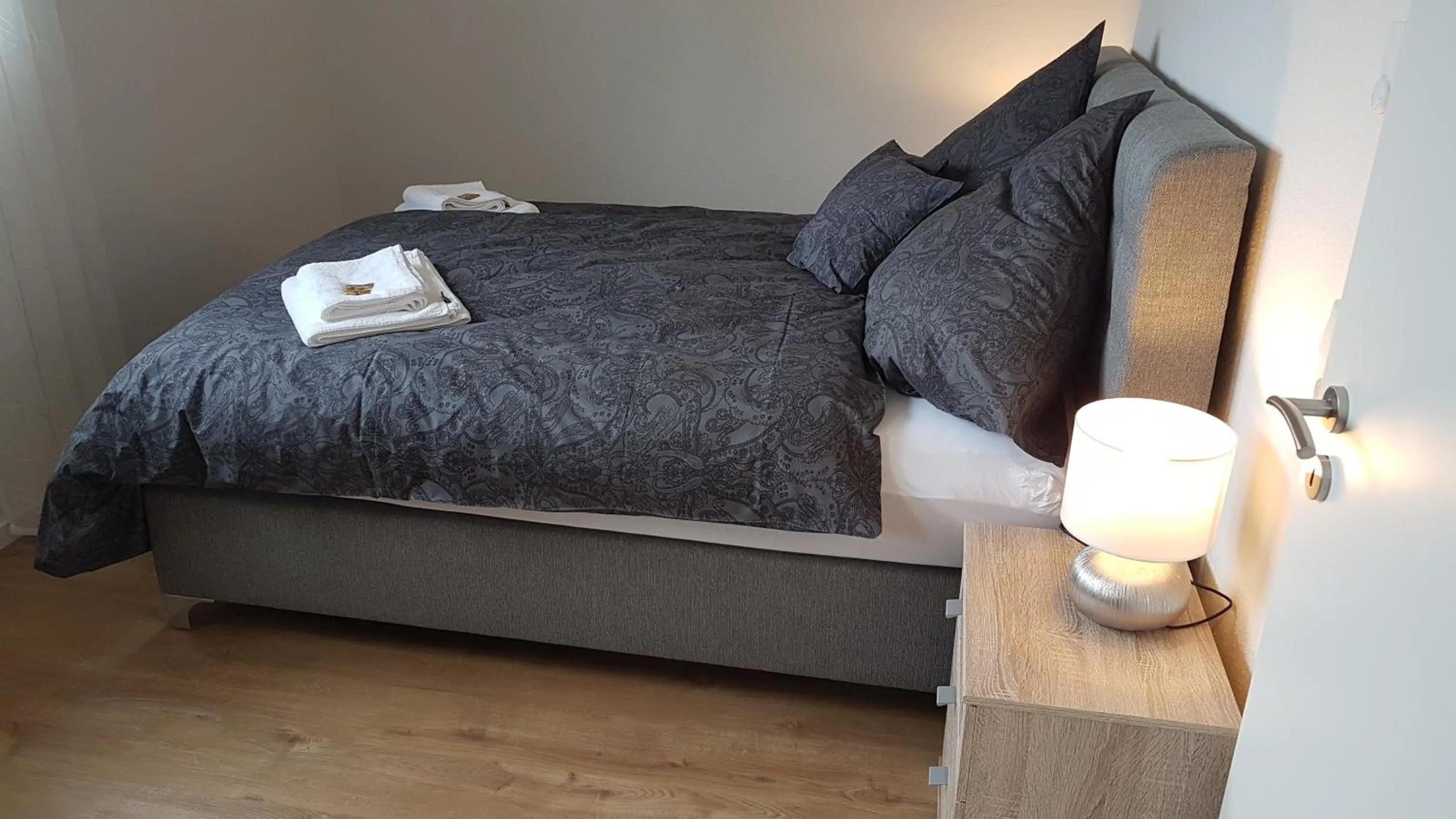 Bed in Cloud 7 II