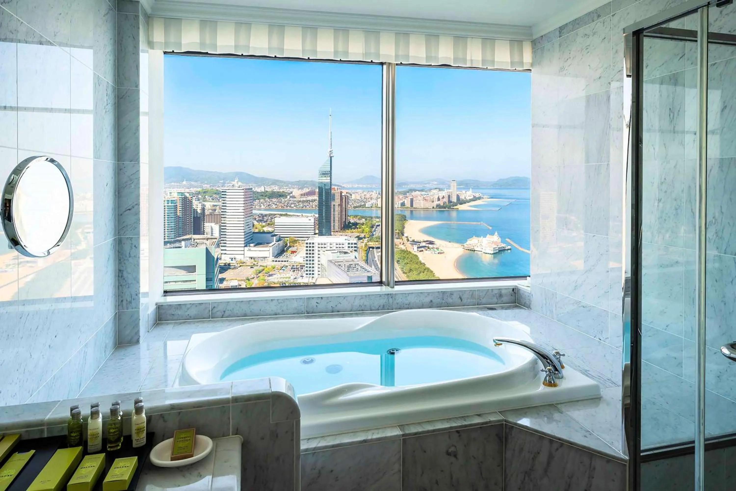 Bathroom in Hilton Fukuoka Sea Hawk