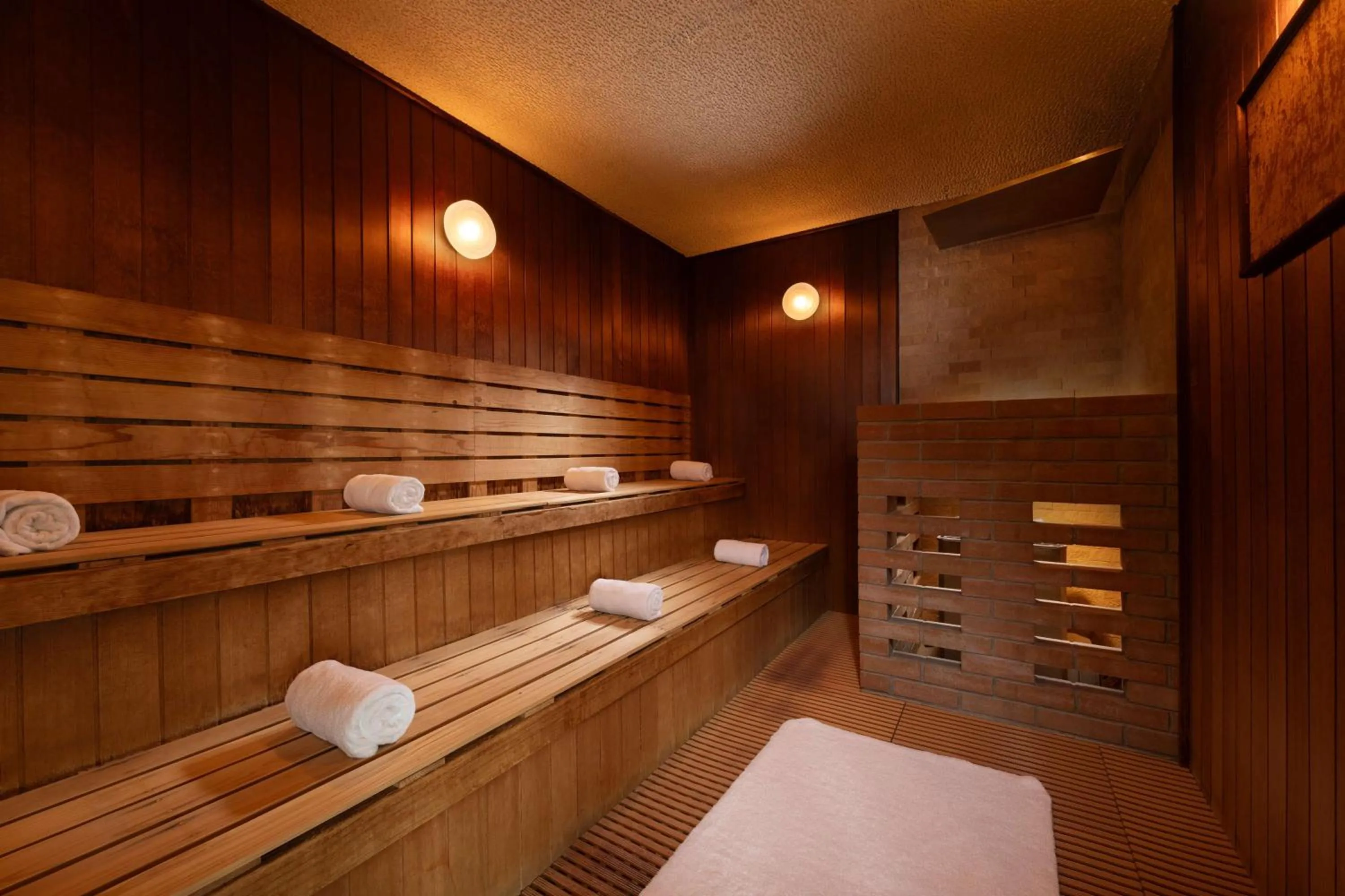 Spa and wellness centre/facilities in Hilton Fukuoka Sea Hawk