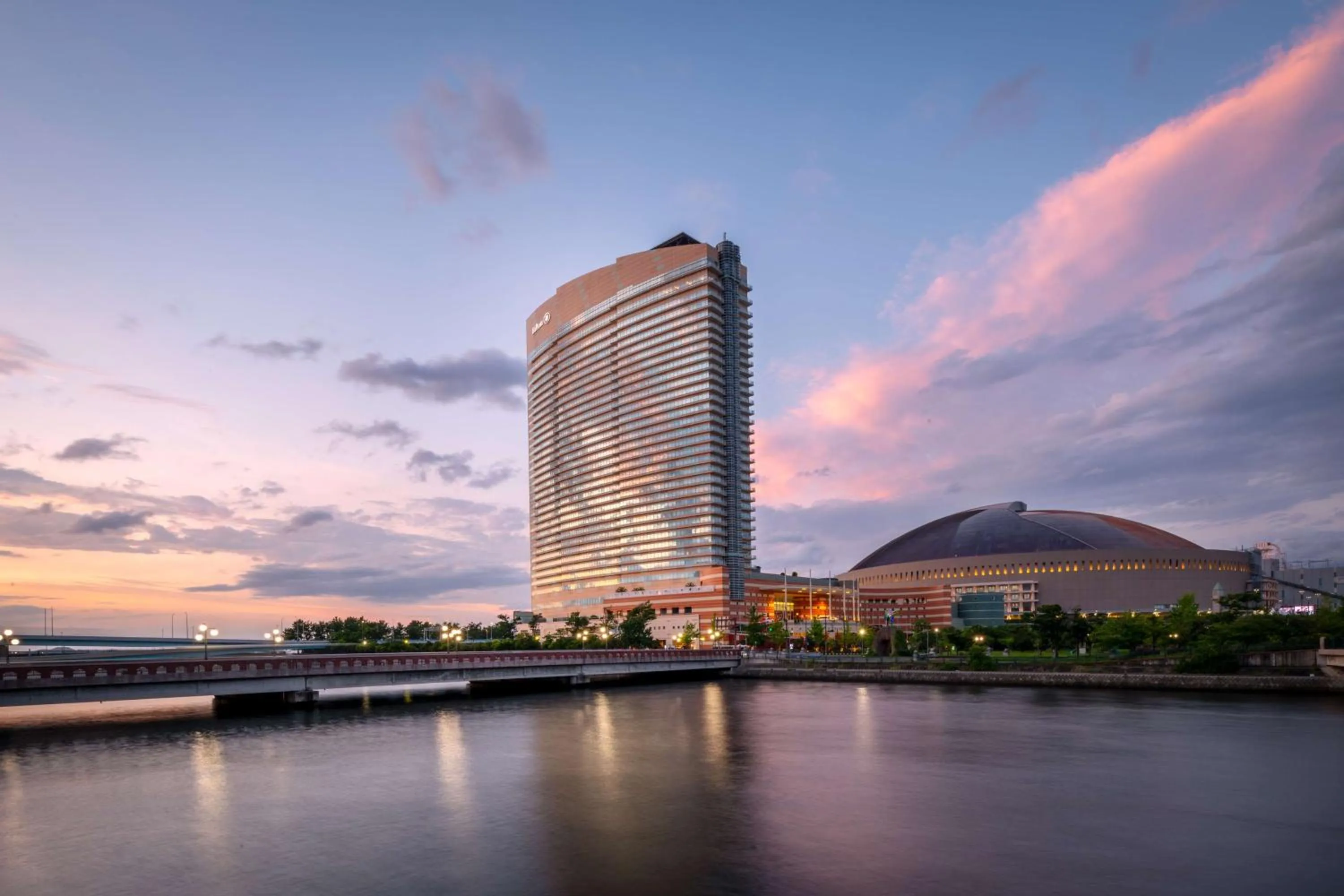 Property building in Hilton Fukuoka Sea Hawk