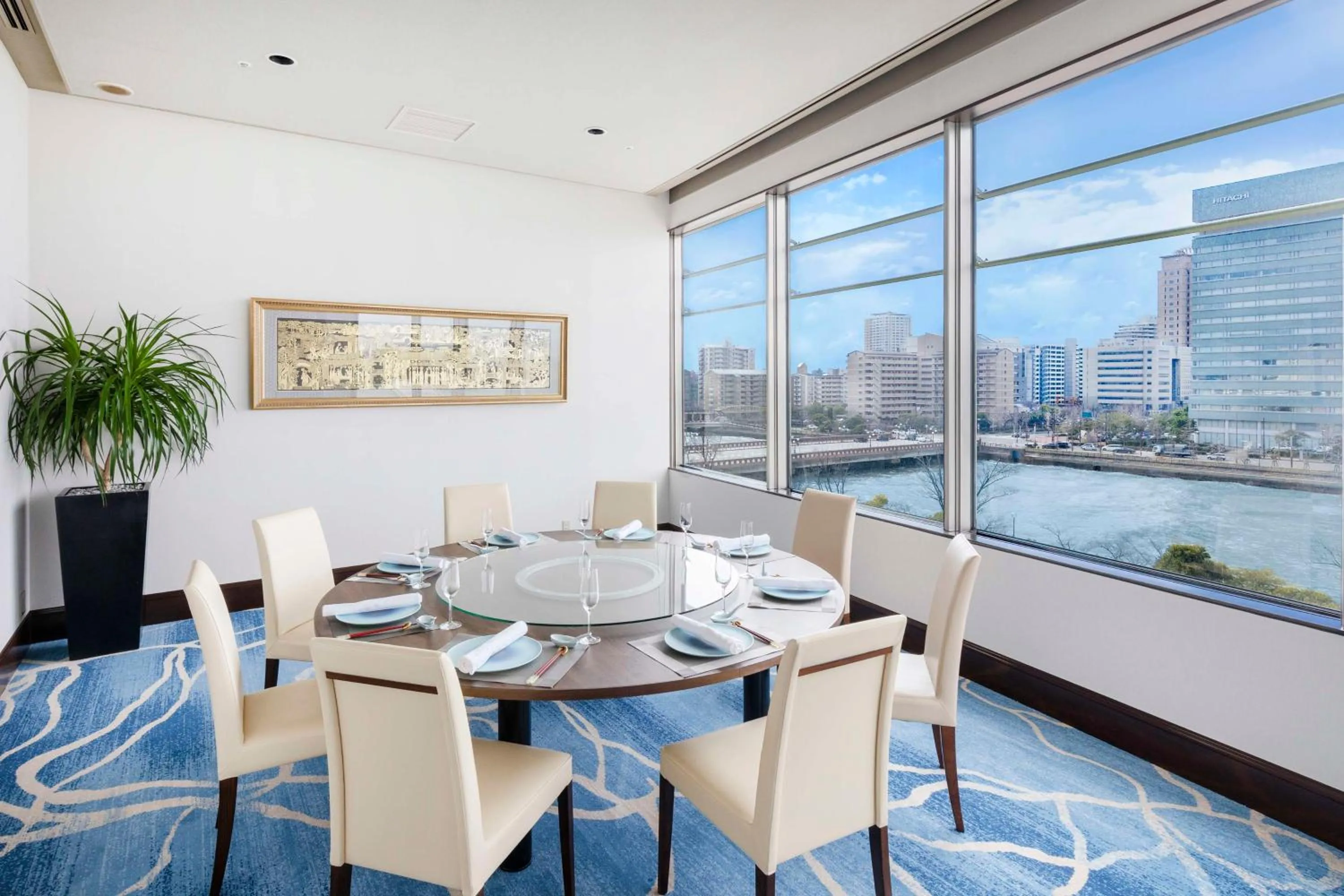 Restaurant/places to eat in Hilton Fukuoka Sea Hawk