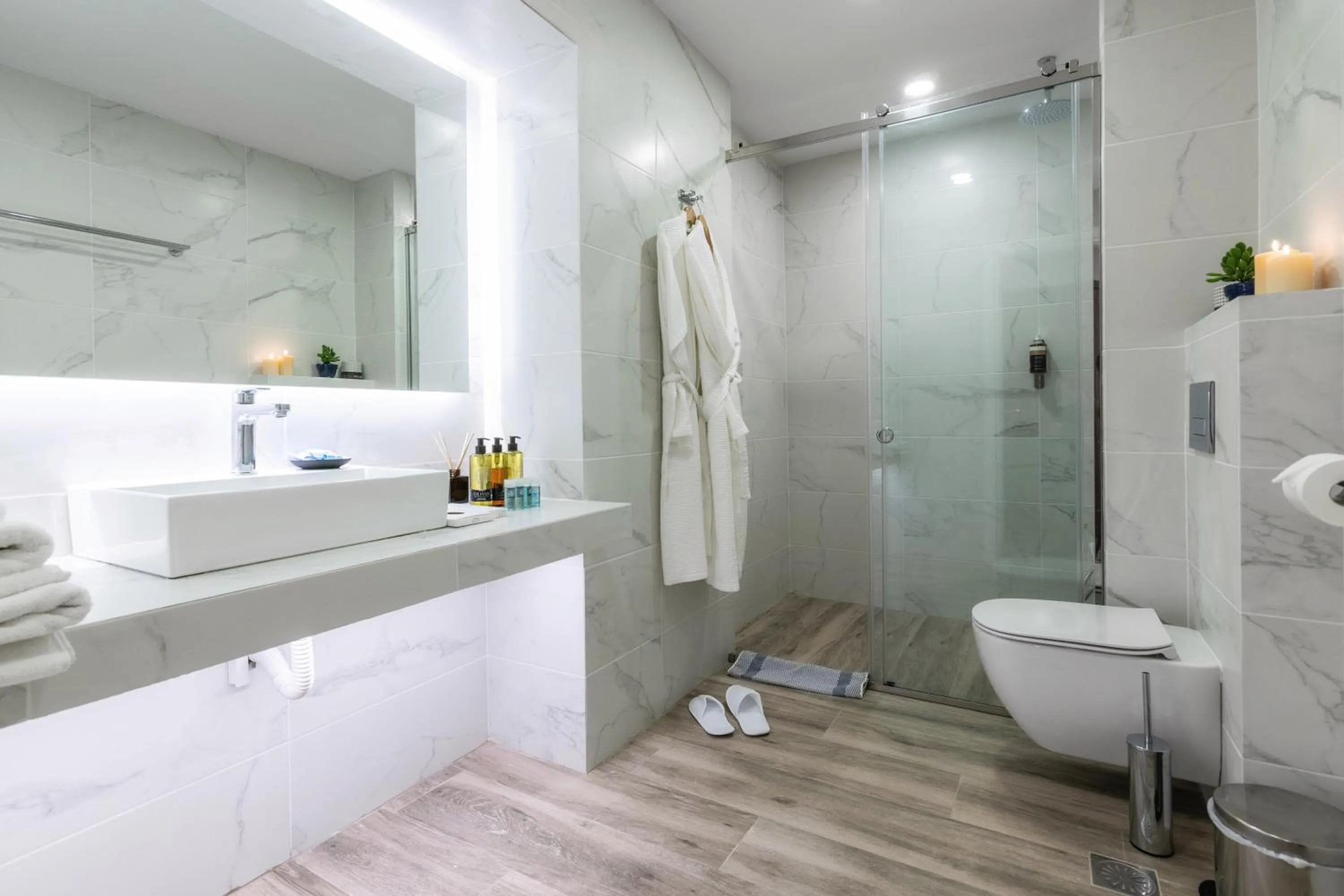 Bathroom in Iakinthos, Tsilivi Beach