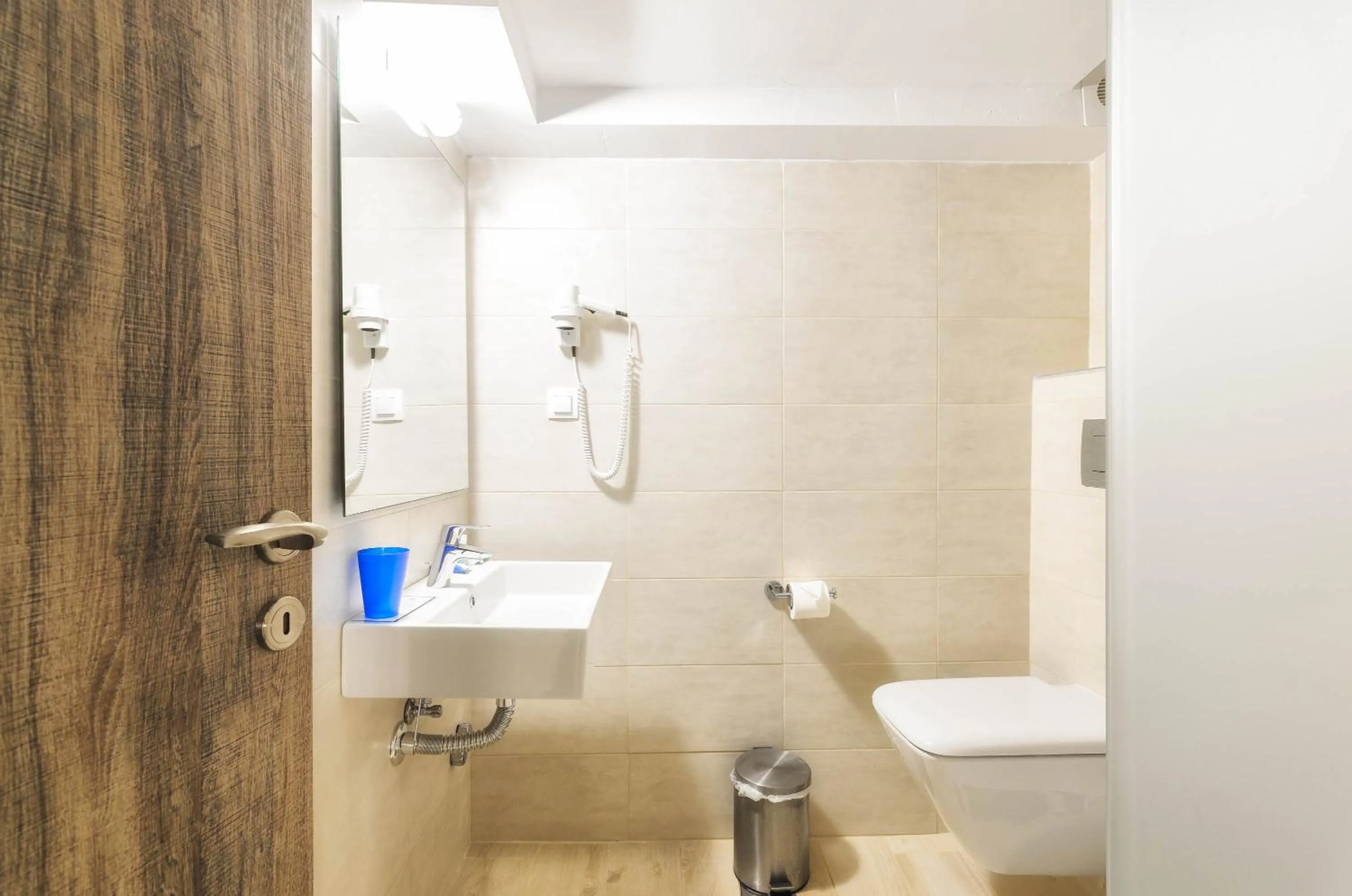 Bathroom in Iakinthos, Tsilivi Beach