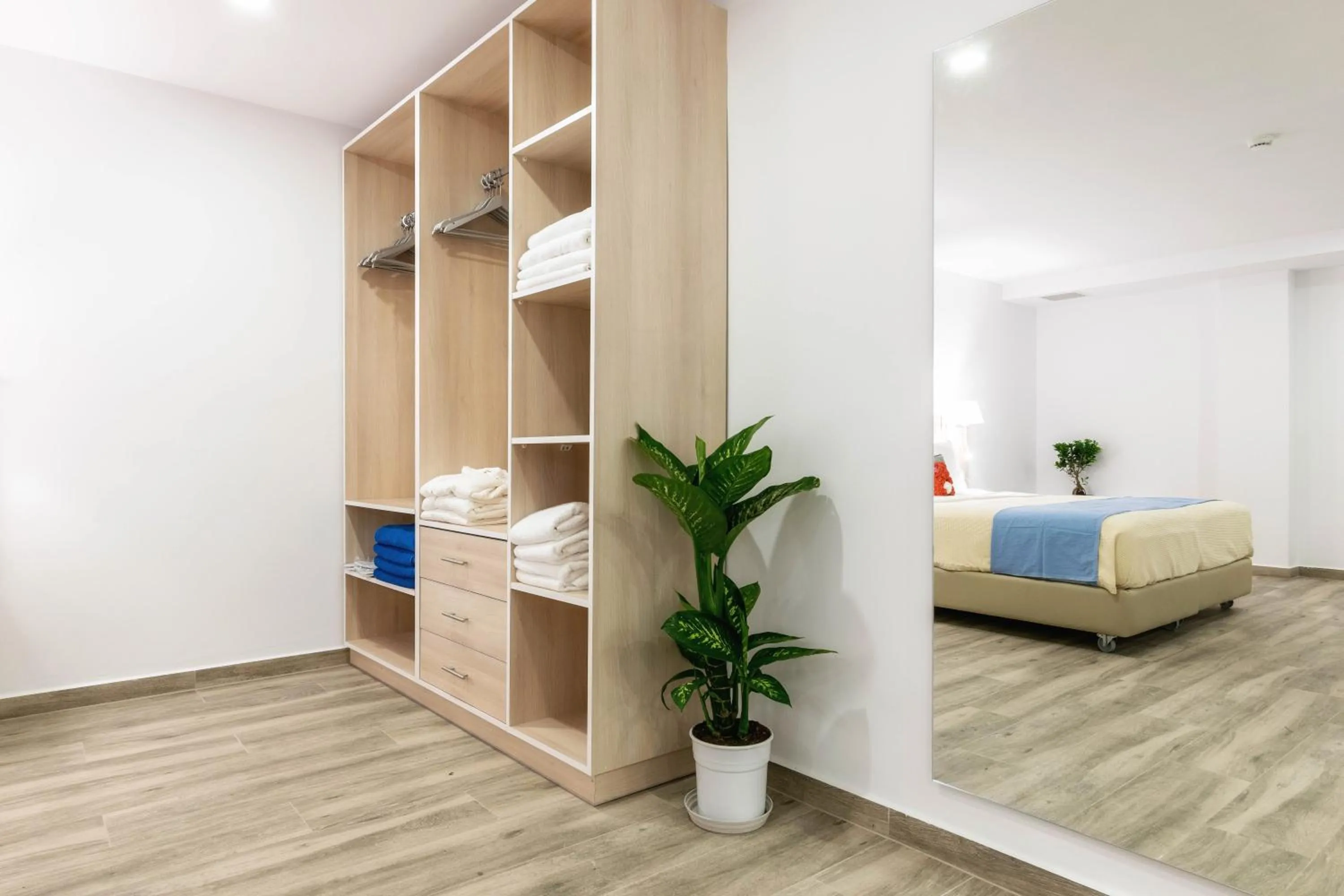 Bedroom, Bed in Iakinthos, Tsilivi Beach