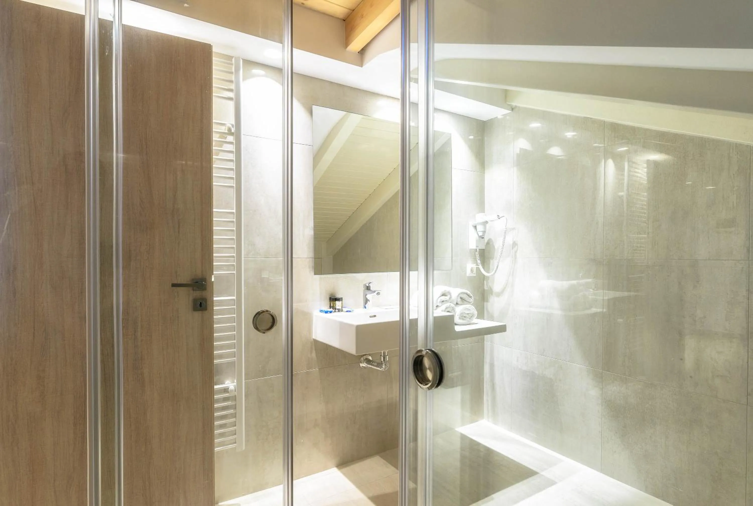 Bathroom in Iakinthos, Tsilivi Beach