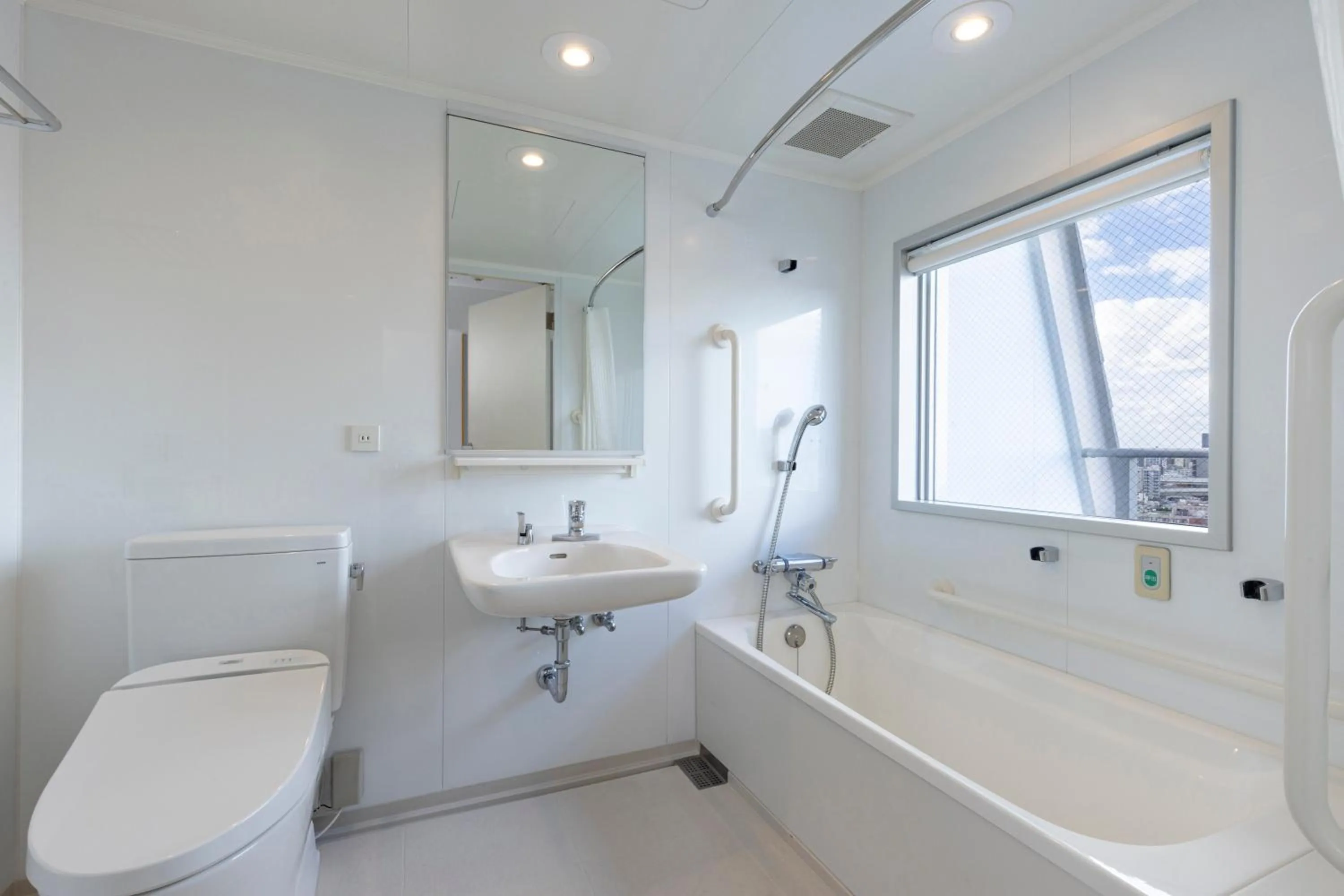 Photo of the whole room in Tokyu Stay Ikebukuro